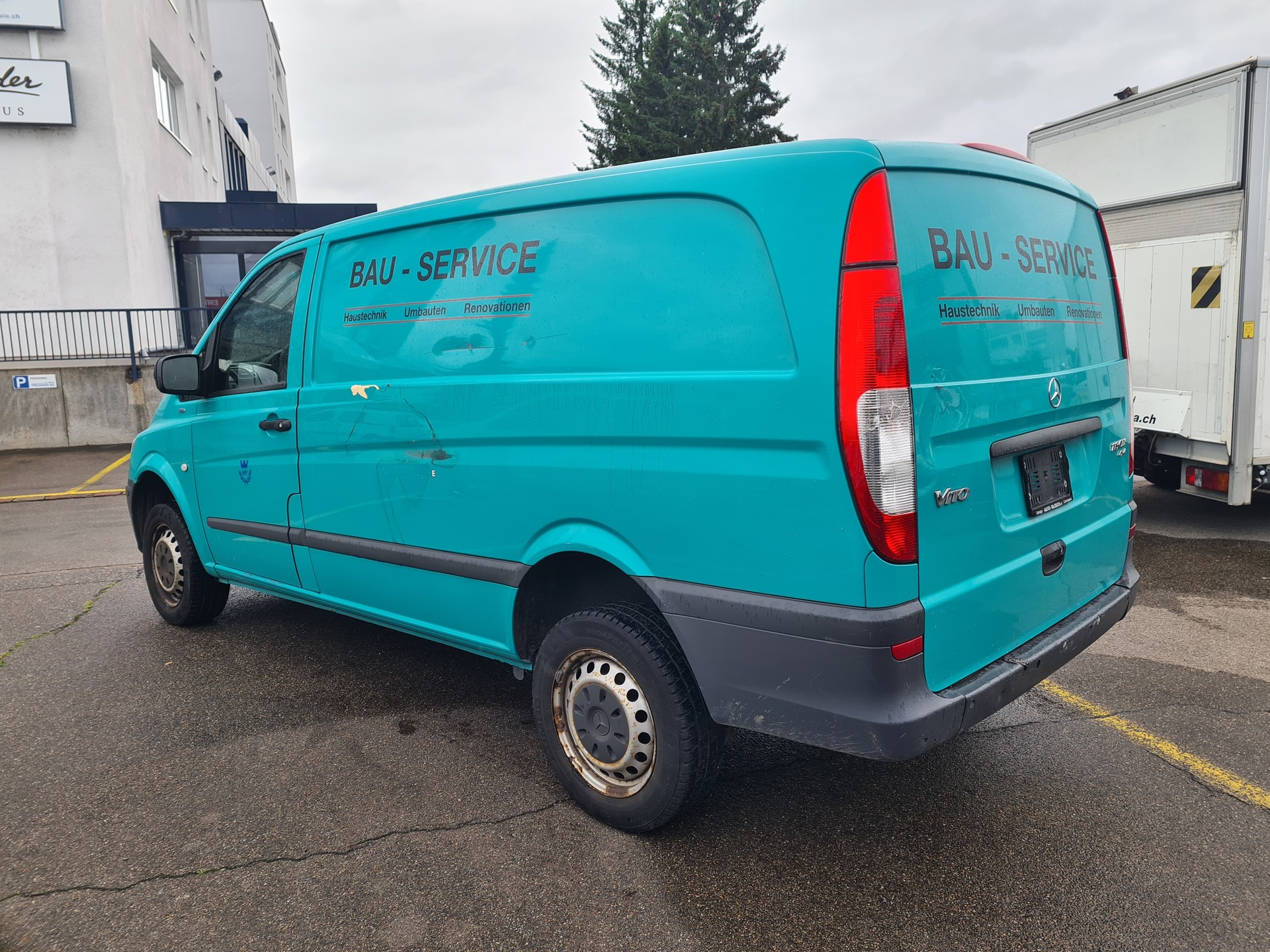 MERCEDES-BENZ Vito 113 CDI Blue Efficiency 4Matic A-image-4