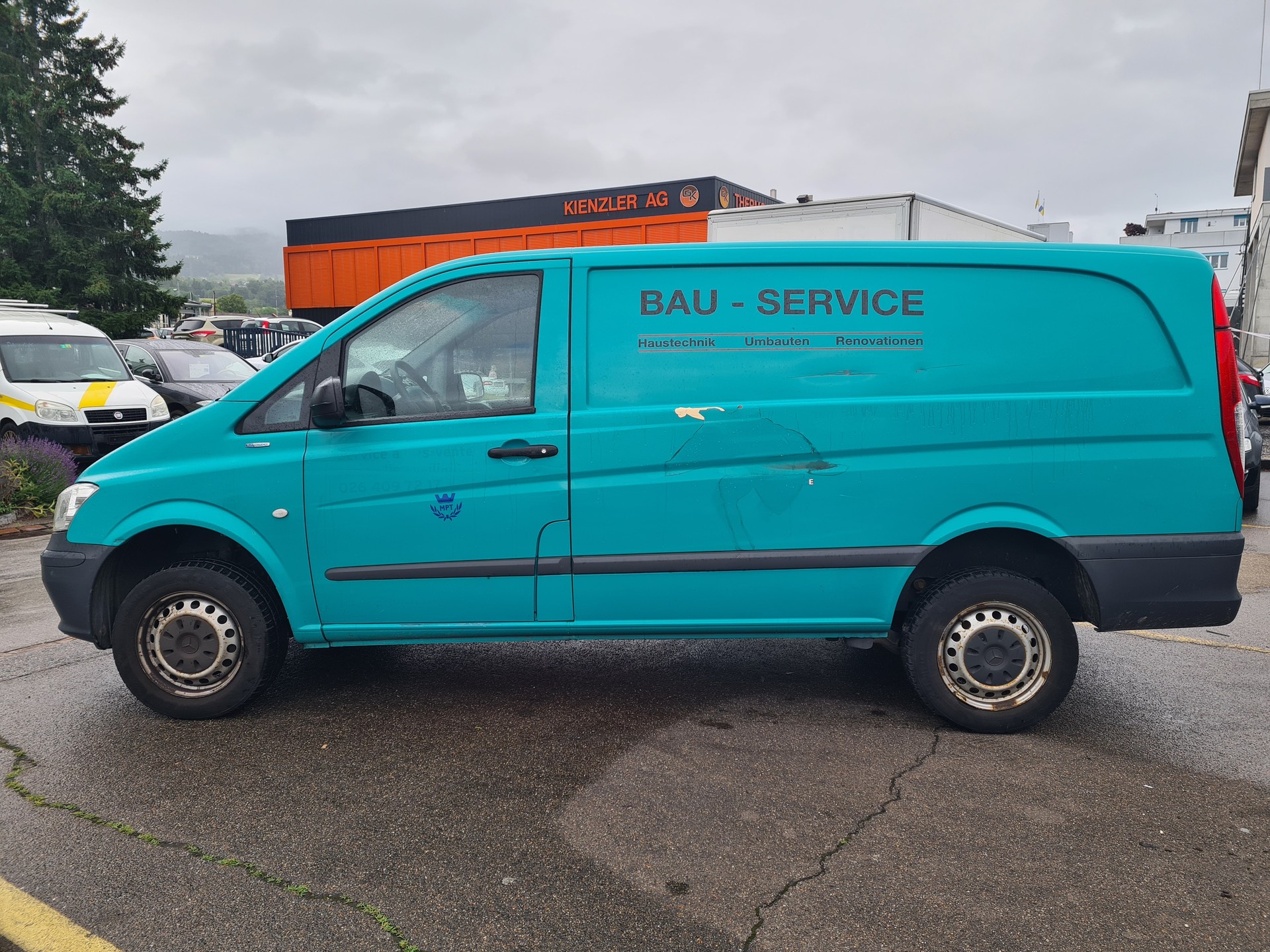 MERCEDES-BENZ Vito 113 CDI Blue Efficiency 4Matic A-showroom-element-3