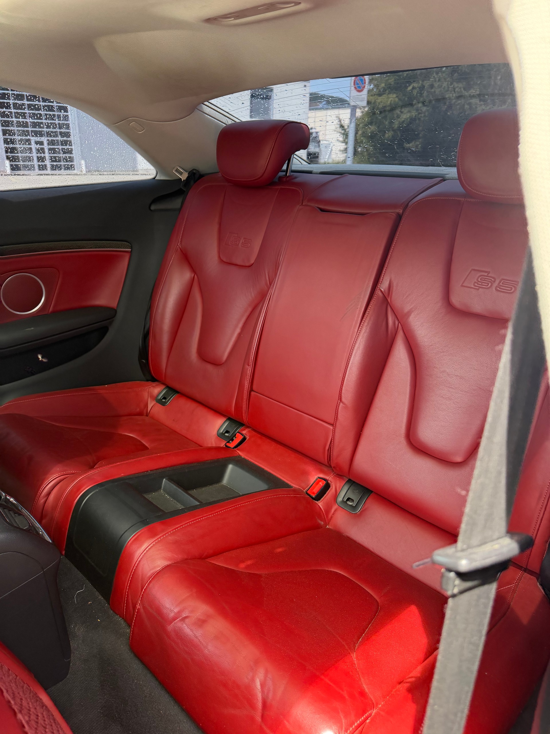 AUDI S5 Coupé 4.2 FSI quattro tiptronic-image-8