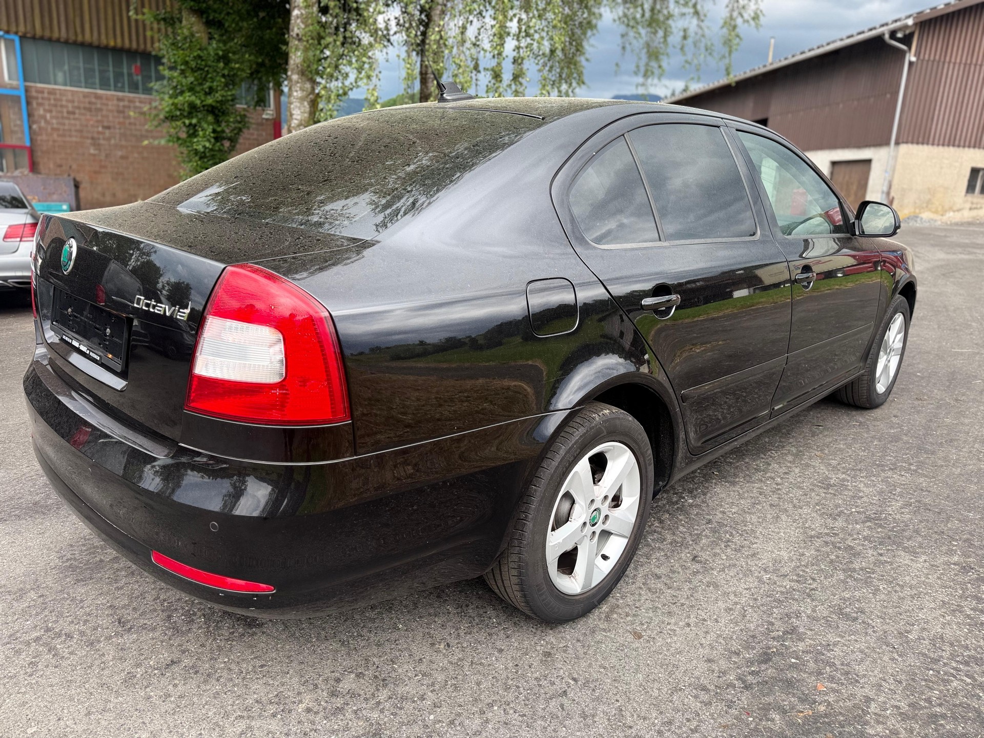 SKODA Octavia 1.8 TSI Ambition DSG-image-5