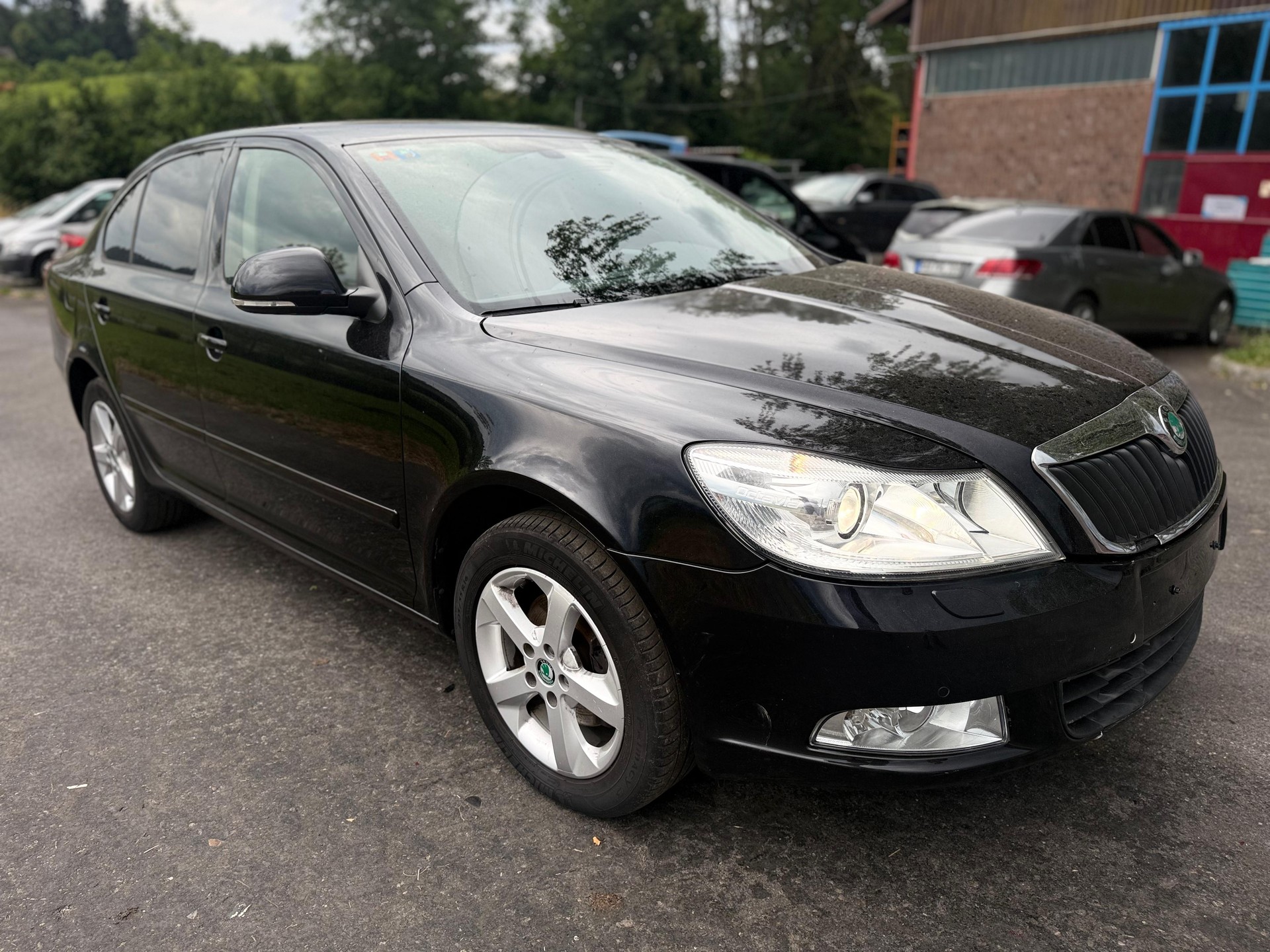 SKODA Octavia 1.8 TSI Ambition DSG-image-2