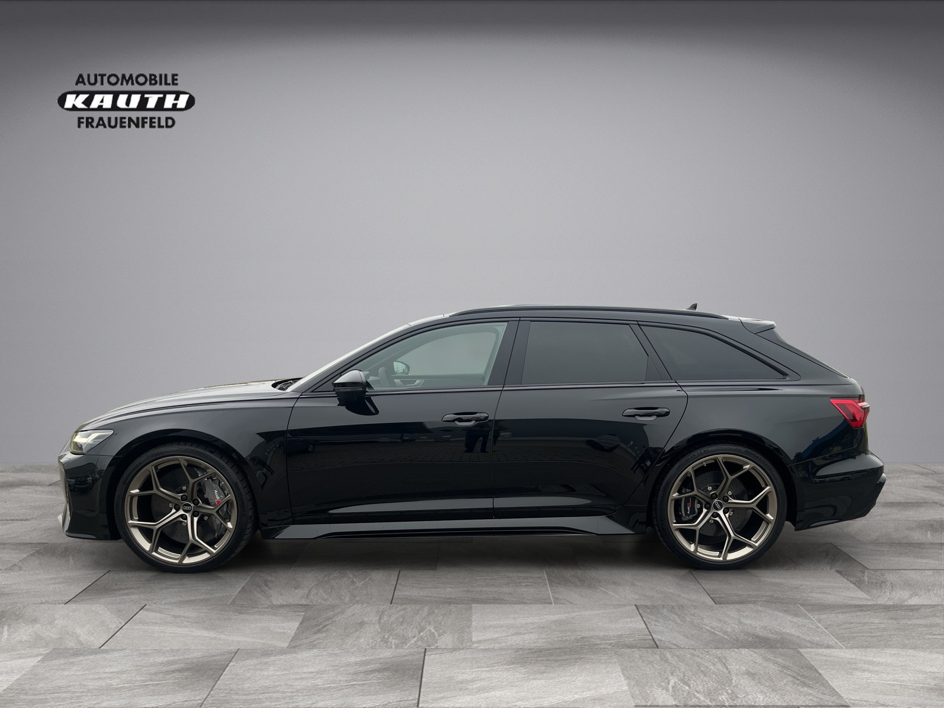 AUDI RS6 Avant 4.0 TFSI V8 Performance quattro*Keramik-Bremsen, Standheizung, AHK, B&O Sound, (5-Jahre Garantie)-showroom-element-1