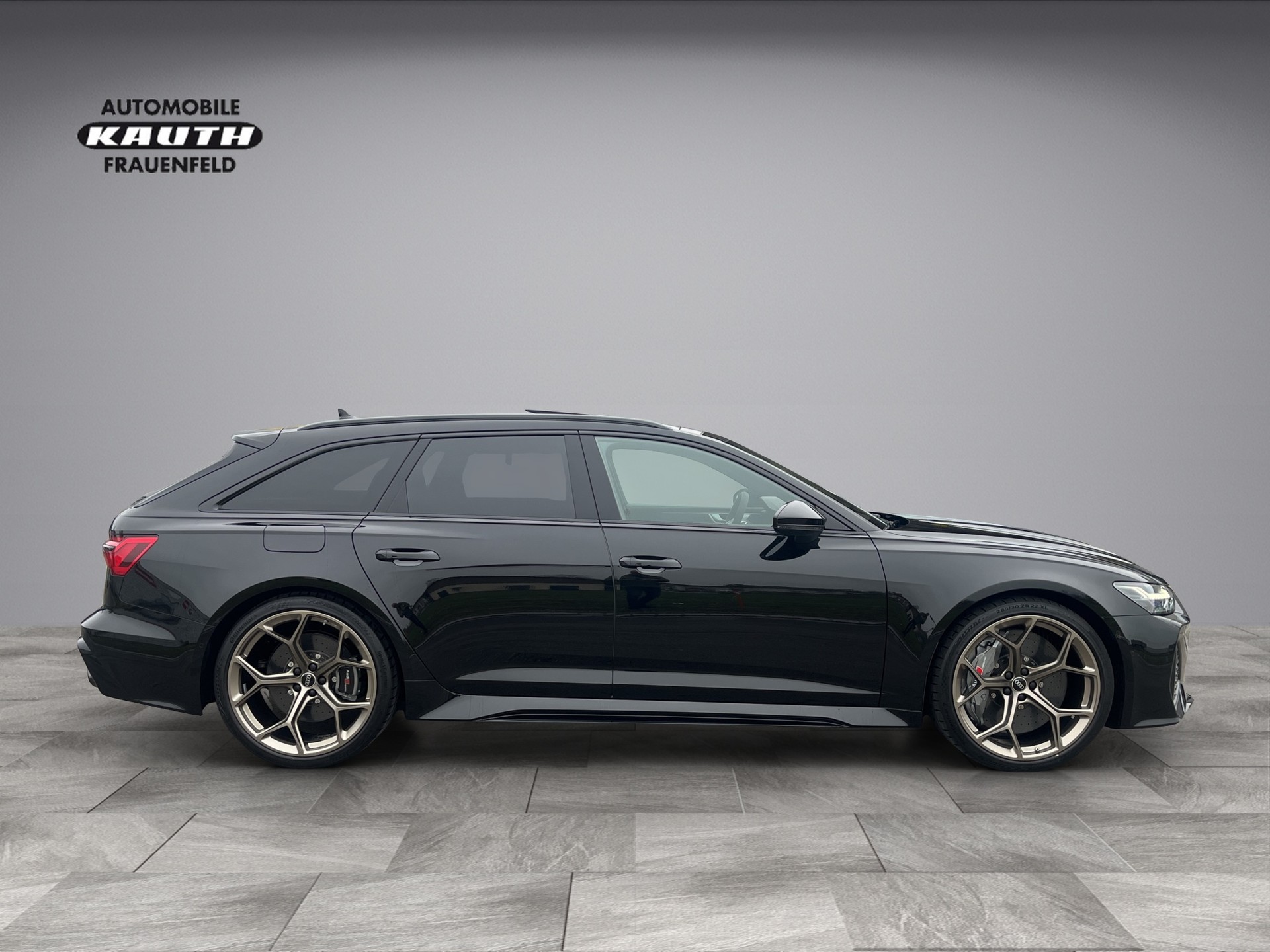 AUDI RS6 Avant 4.0 TFSI V8 Performance quattro*Keramik-Bremsen, Standheizung, AHK, B&O Sound, (5-Jahre Garantie)-image-6