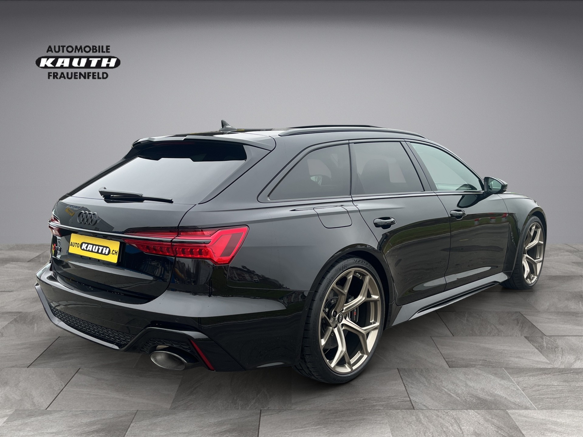 AUDI RS6 Avant 4.0 TFSI V8 Performance quattro*Keramik-Bremsen, Standheizung, AHK, B&O Sound, (5-Jahre Garantie)-image-5