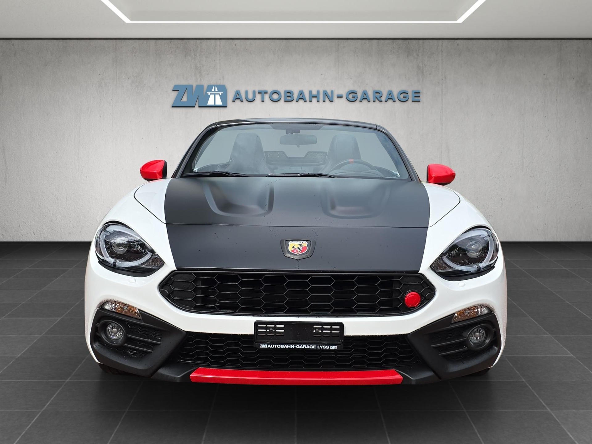 FIAT 124 Abarth Spider 1.4 MultiAir-image-7