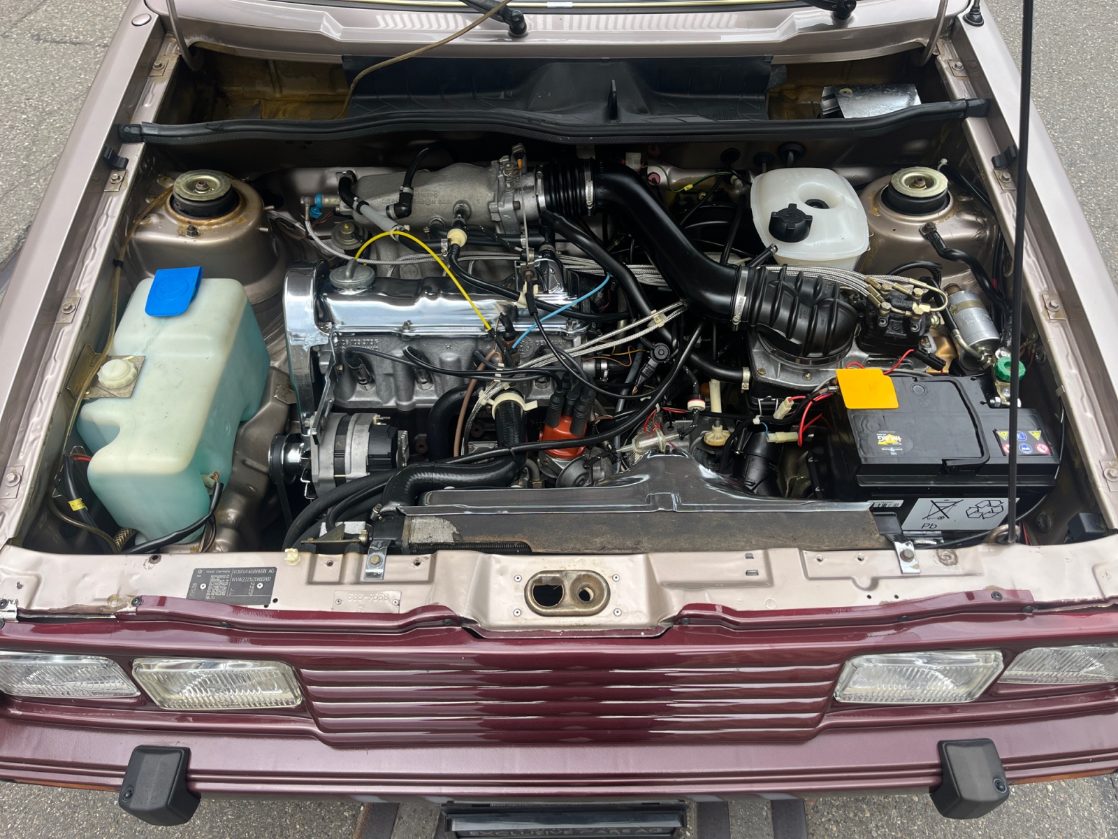 VW Golf Cabriolet "SPEZIAL" * VETERAN * Service gepflegt-image-11