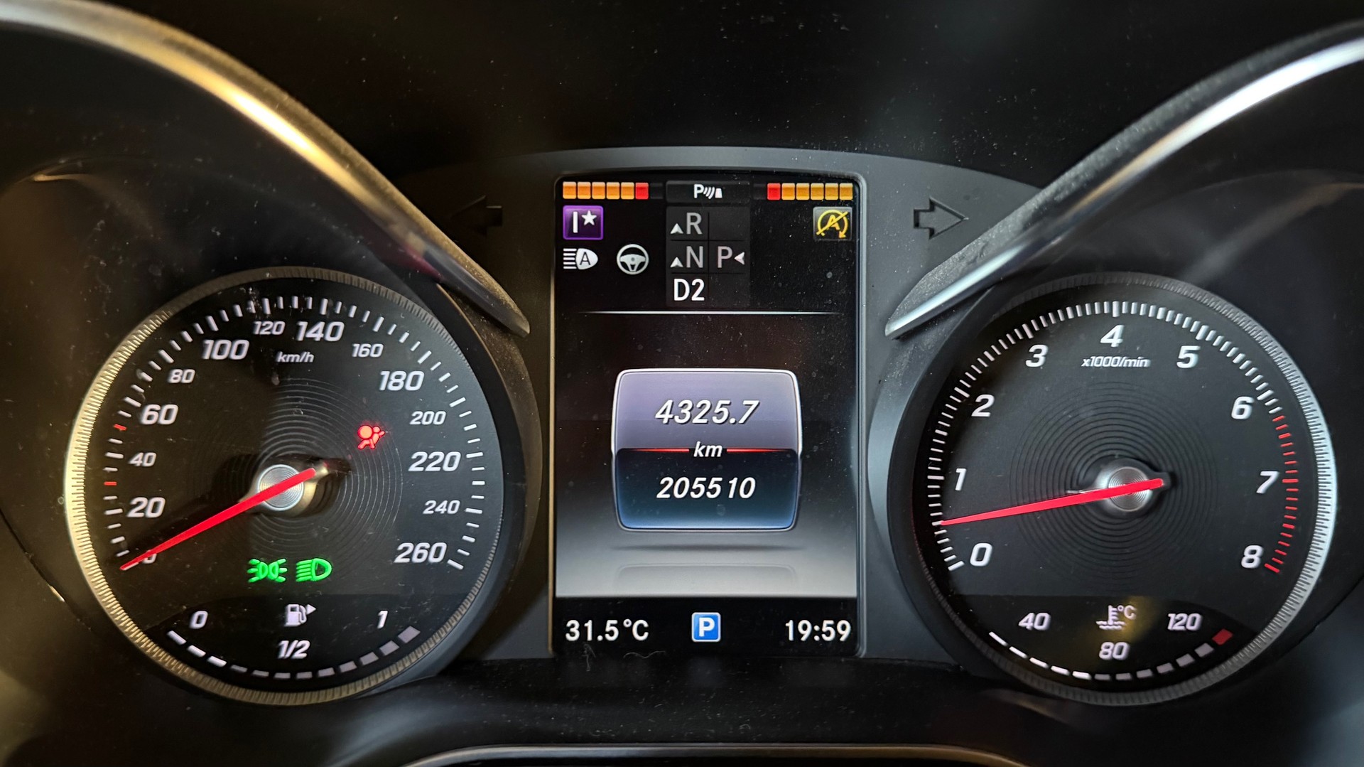 MERCEDES-BENZ C 400 4Matic 7G-Tronic-image-15