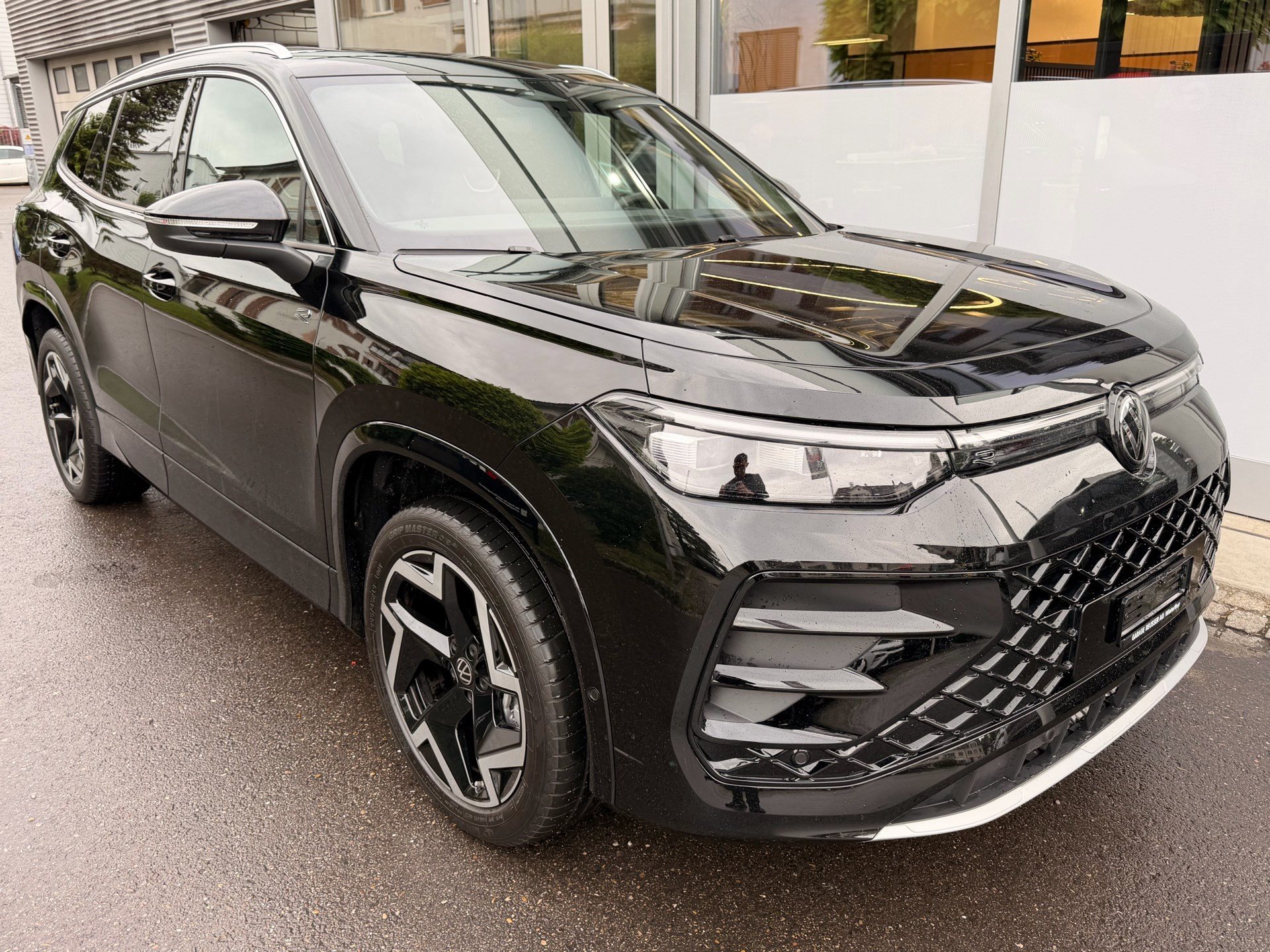 VW Tayron 2.0 TDI 193 PS 4MOTION R-LINE *** HEAD-UP DISPLAY & ANHÄNGERKUPPLUNG***-showroom-element-2