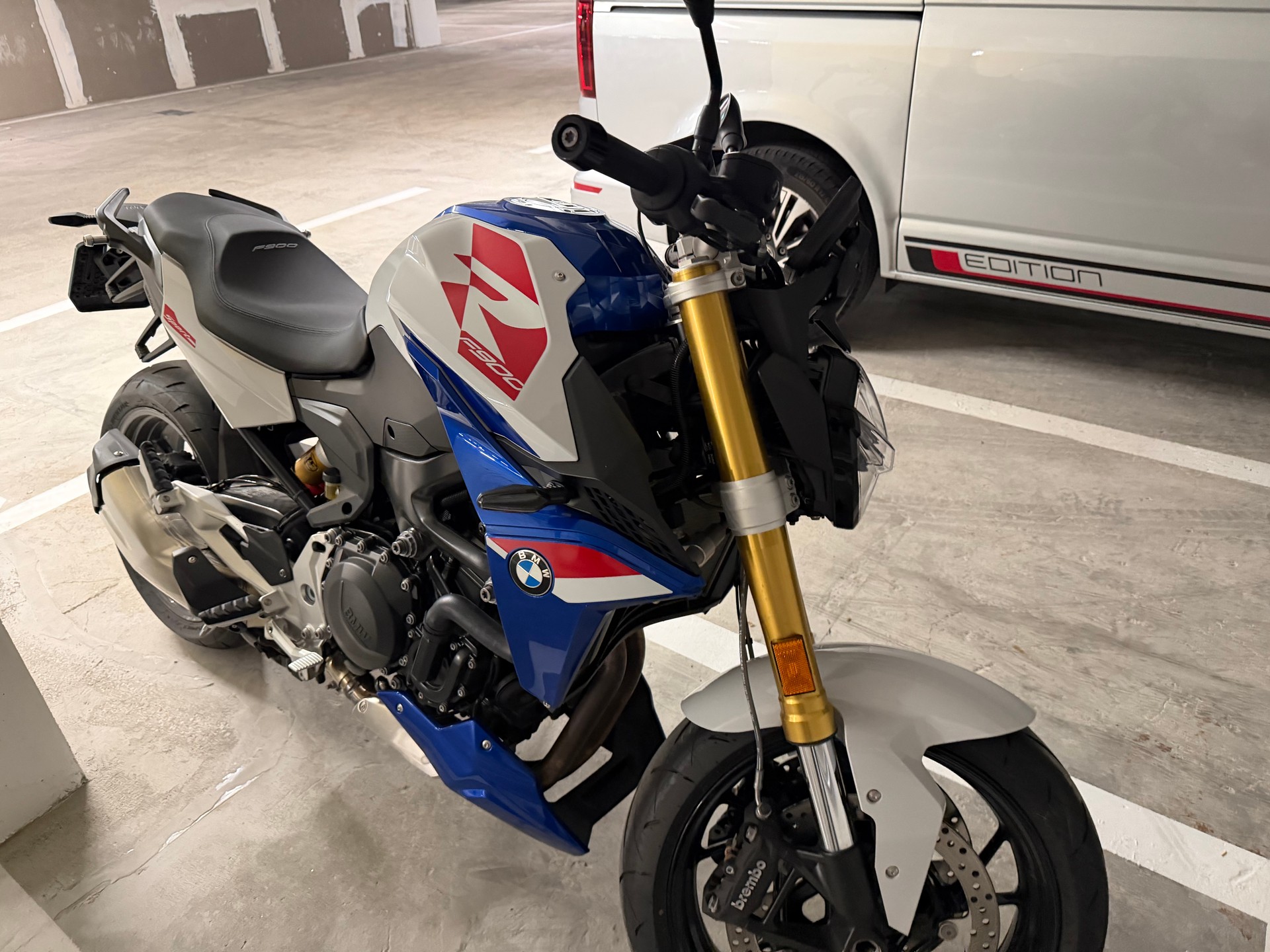 BMW F 900 R ABS-image-8