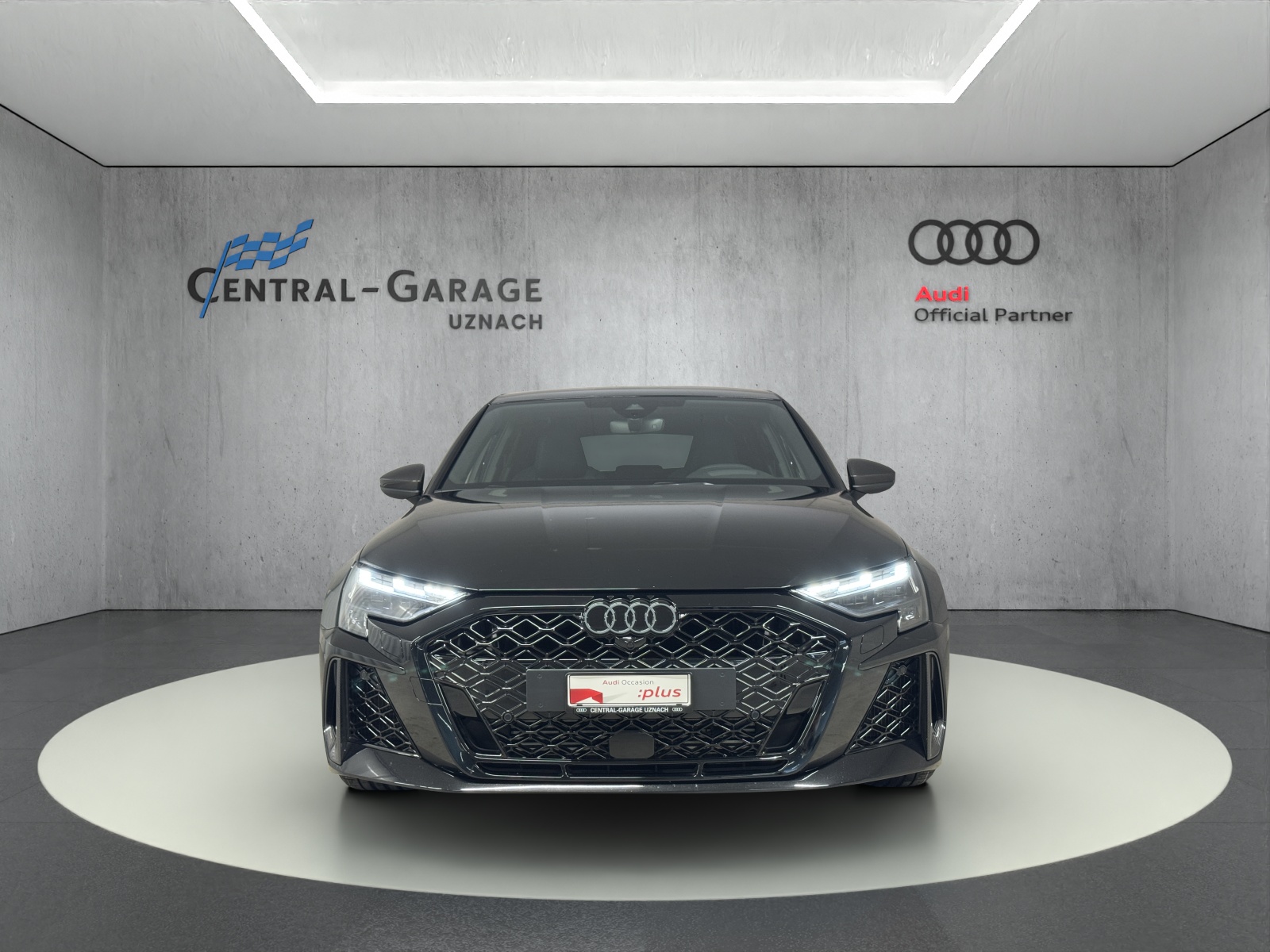 AUDI RS3 Sportback 2.5 TSI quattro S-tronic-showroom-element-1