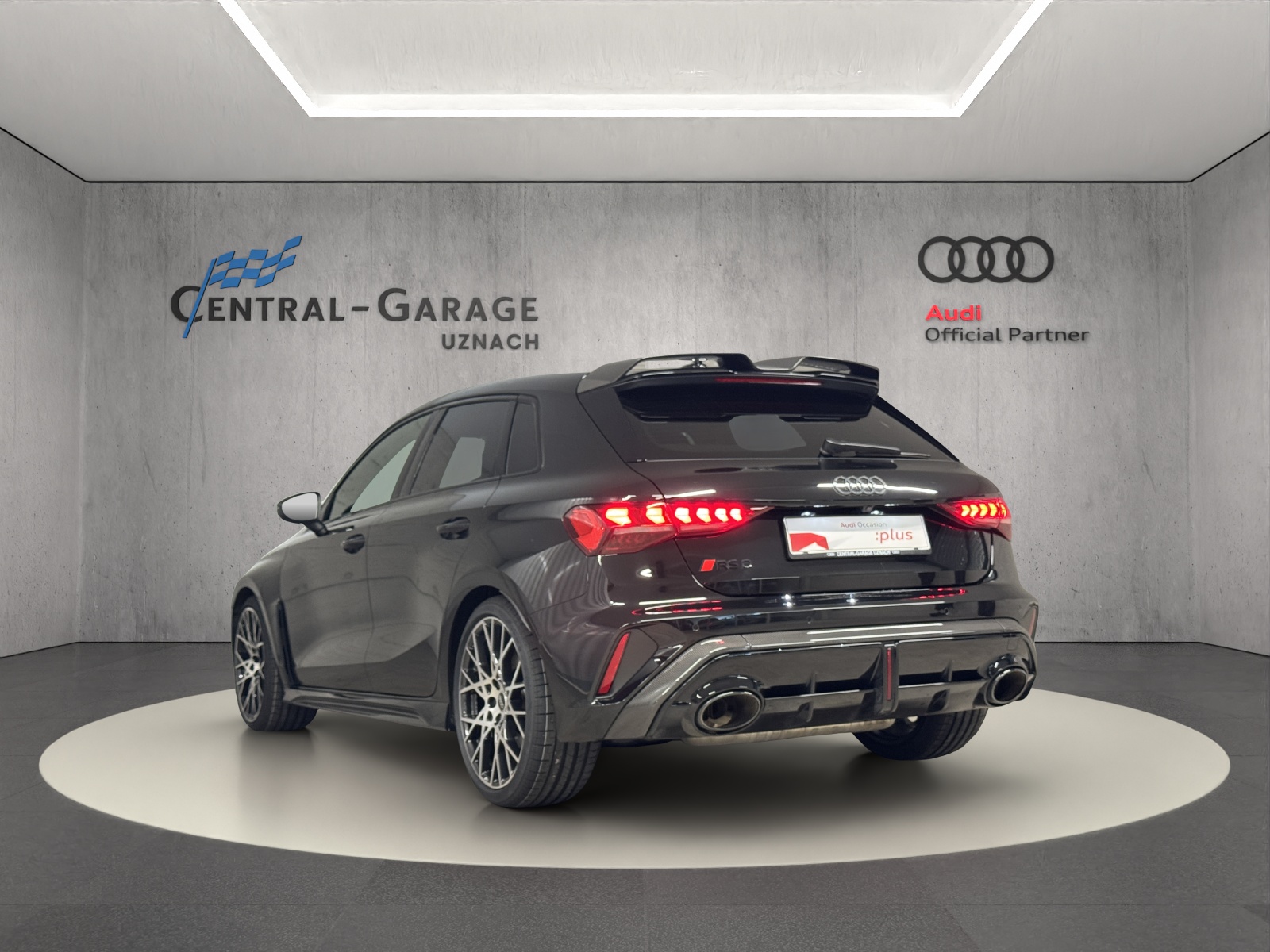 AUDI RS3 Sportback 2.5 TSI quattro S-tronic-showroom-element-2
