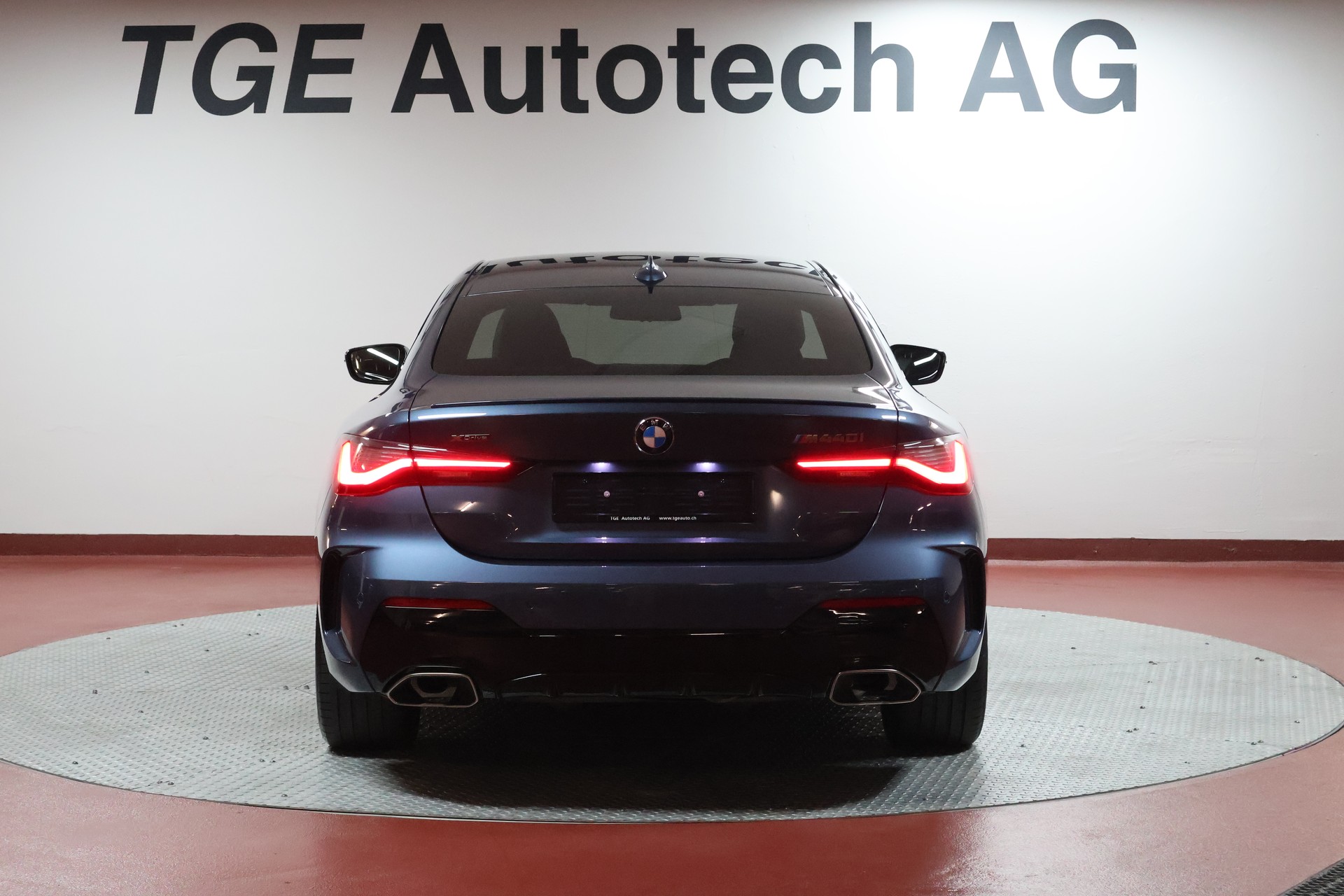 BMW M440i xDrive 48V Coupé Steptronic-image-18