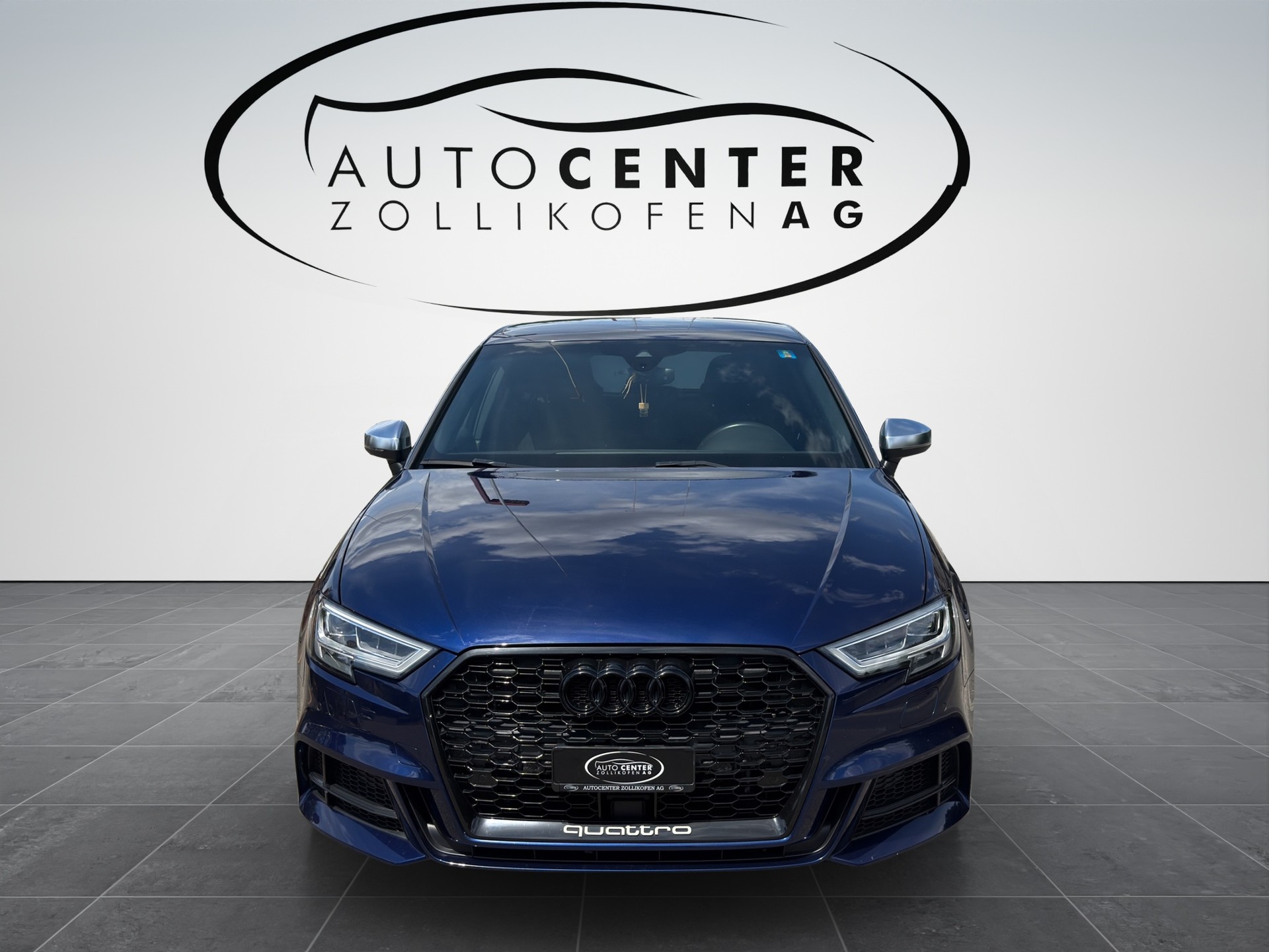 AUDI S3 Sportback 2.0 TFSI quattro S-tronic-showroom-element-1