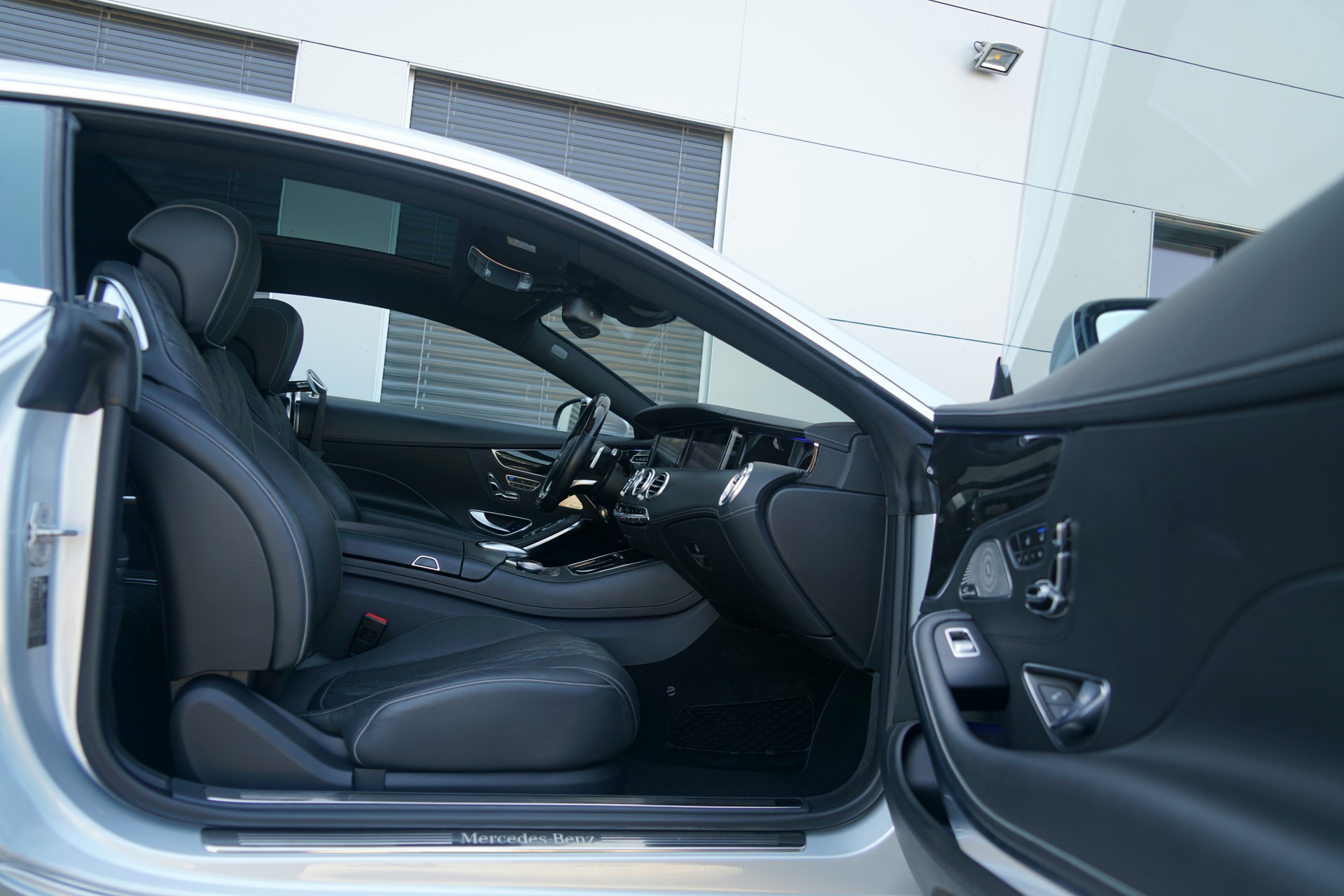 MERCEDES-BENZ S 500 Coupé AMG Line 4Matic 7G-Tronic (CH)-image-10