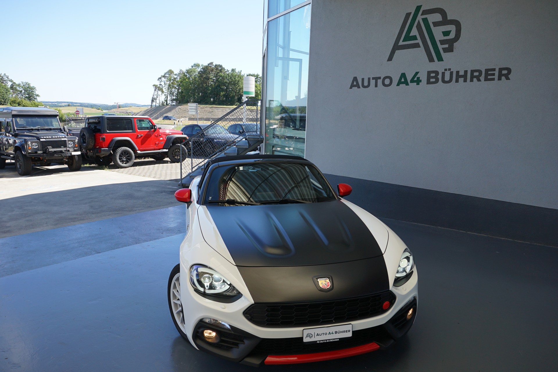 FIAT 124 Spider 1.4 TB Abarth 170PS Automat-image-4
