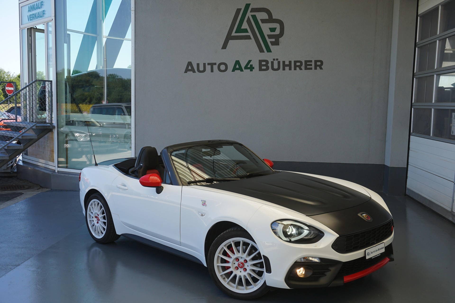 FIAT 124 Spider 1.4 TB Abarth 170PS Automat-showroom-element-3