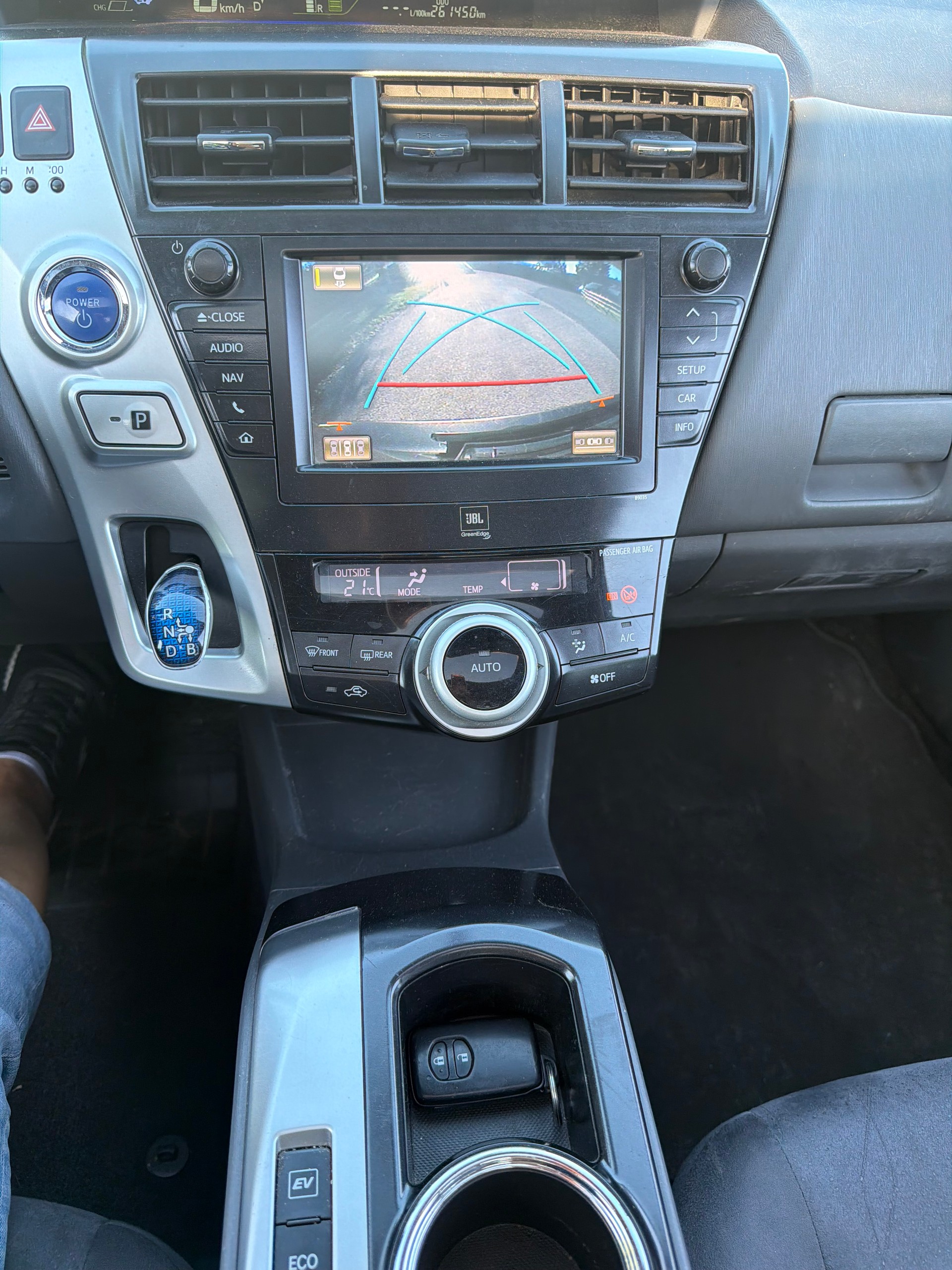 TOYOTA Prius+ 1.8 VVT-i HSD Sol Premium-image-8