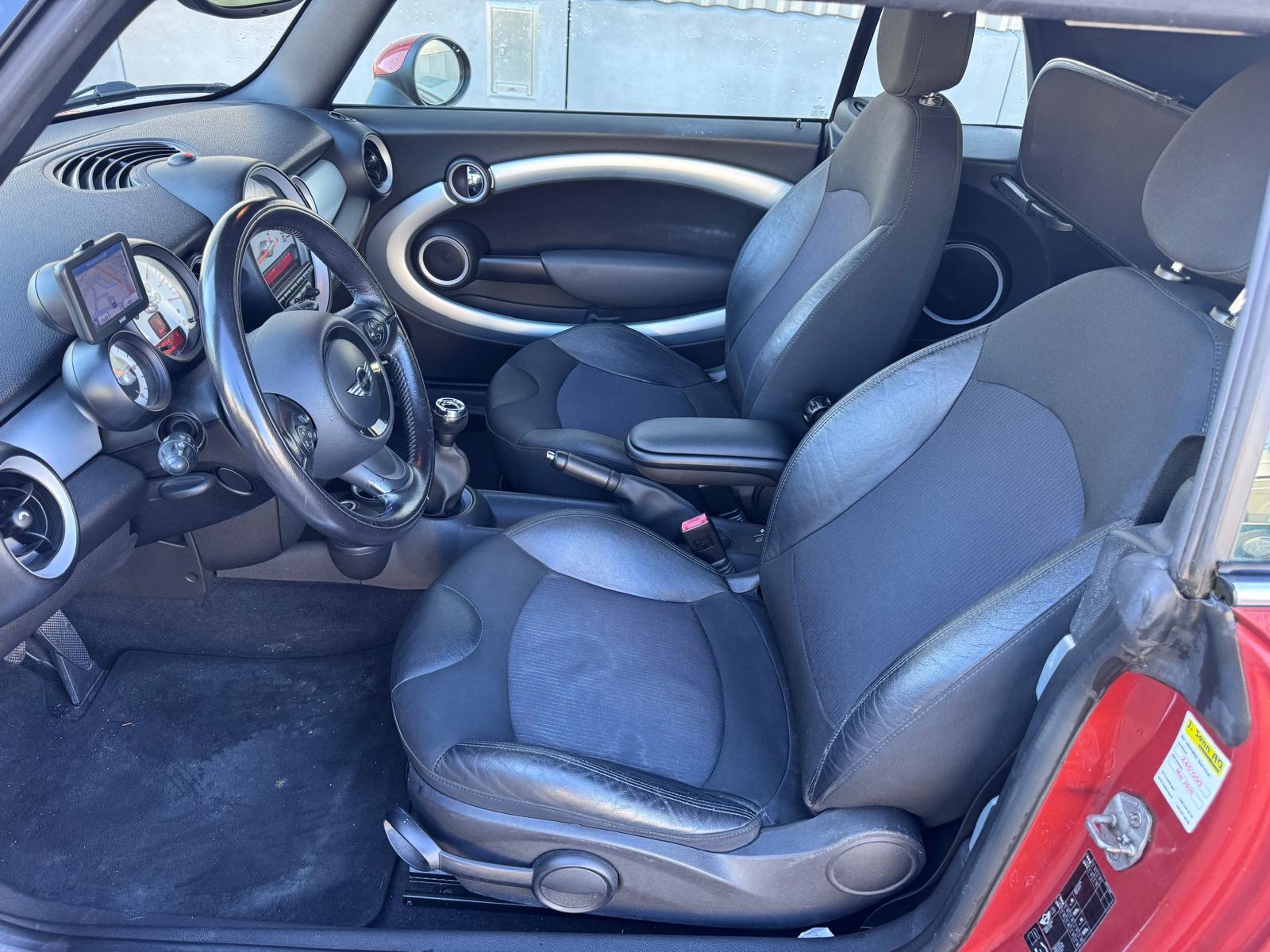 MINI Cooper S-image-11