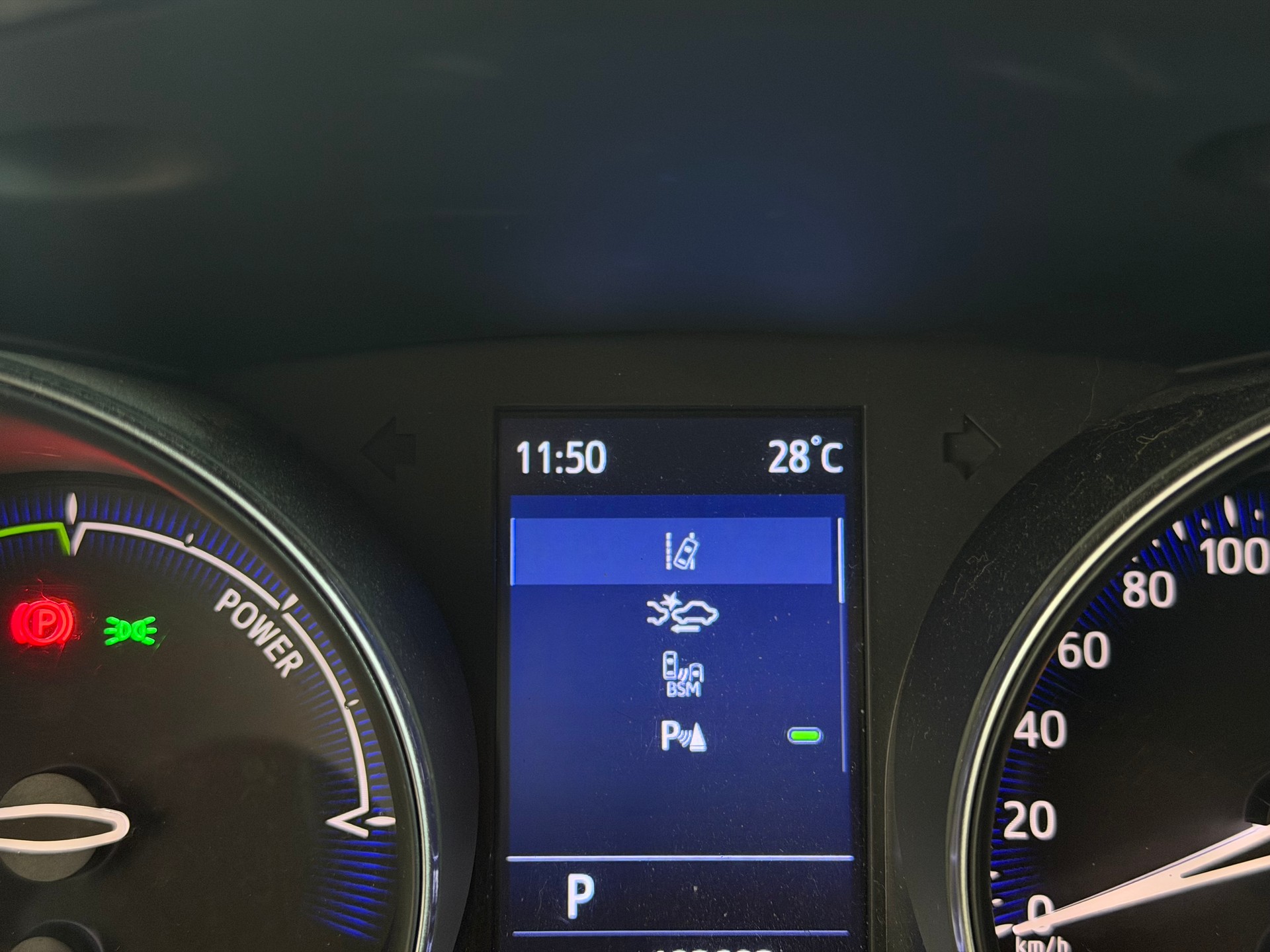 TOYOTA C-HR 2.0 HSD CVT Launch Edition | CH-Auto | 1-Hand | Frisch MFK | Ab Service-image-20