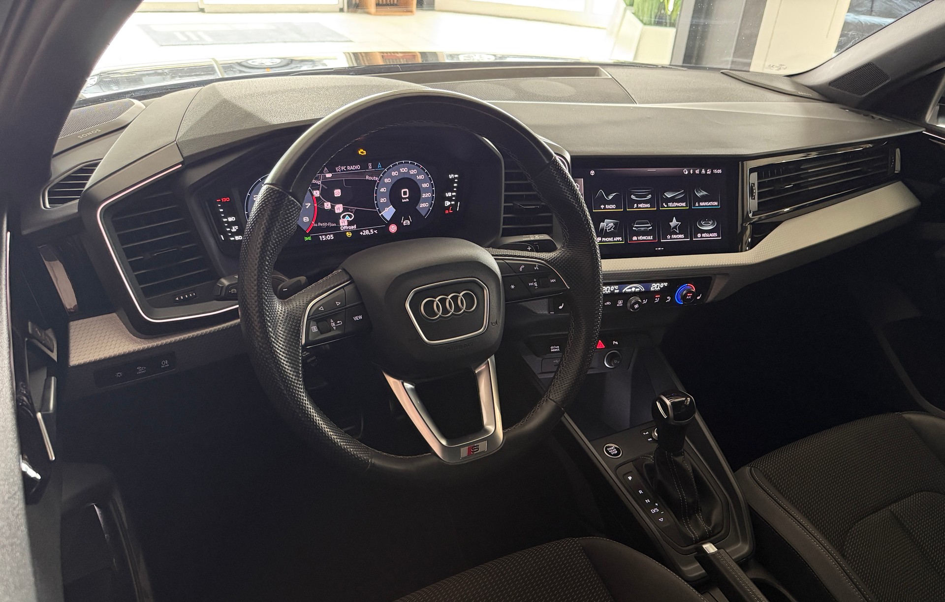 AUDI A1 Sportback 30 TFSI S Line S-tronic-image-10