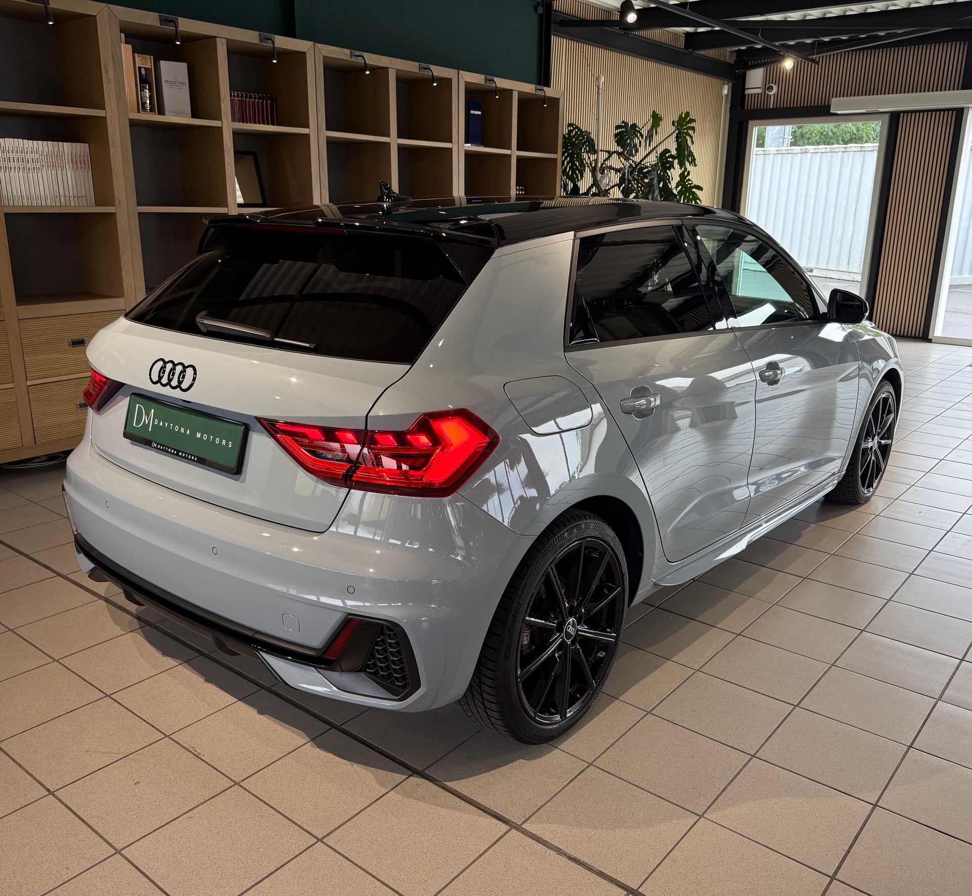 AUDI A1 Sportback 30 TFSI S Line S-tronic-showroom-element-2