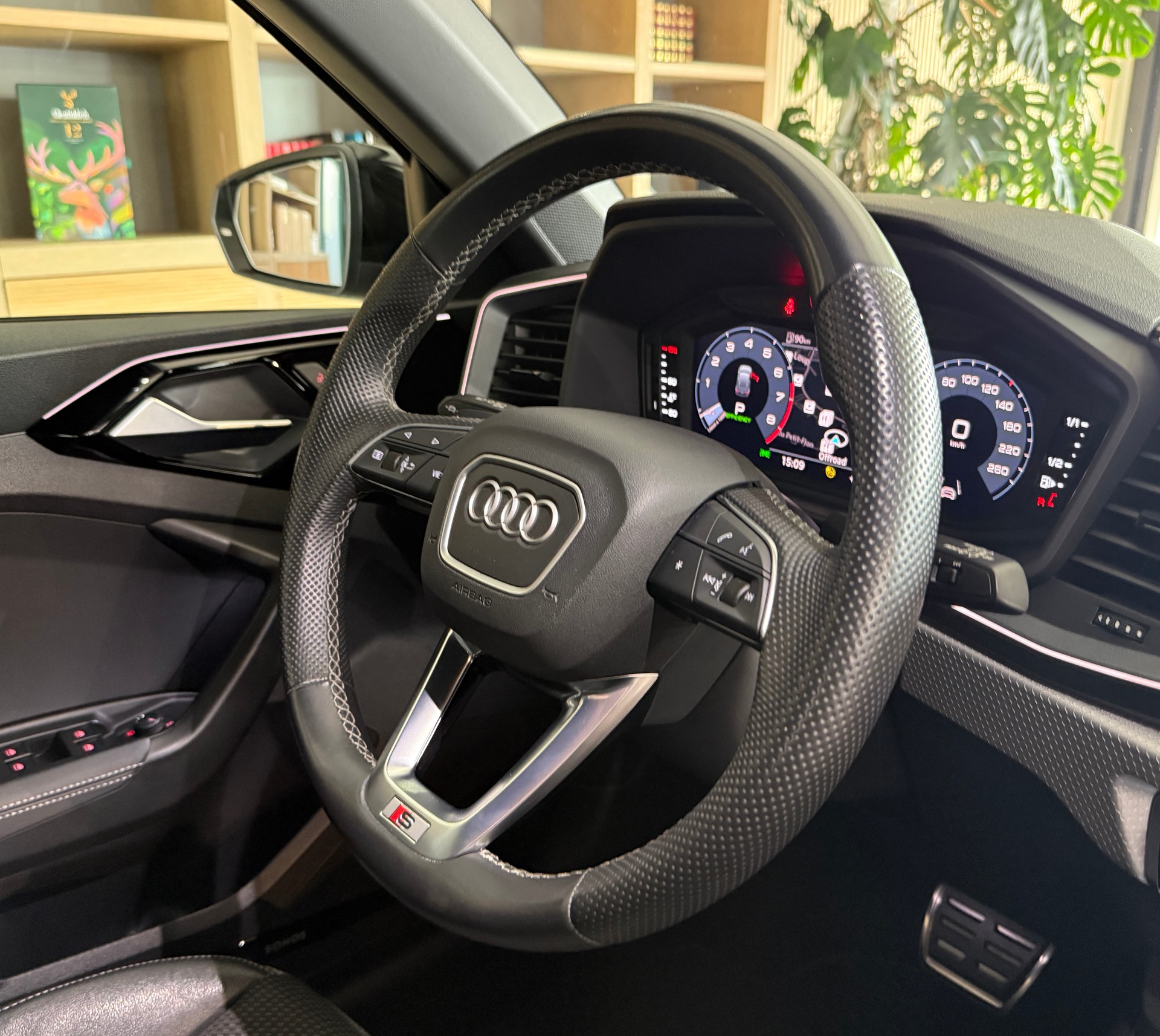 AUDI A1 Sportback 30 TFSI S Line S-tronic-image-18
