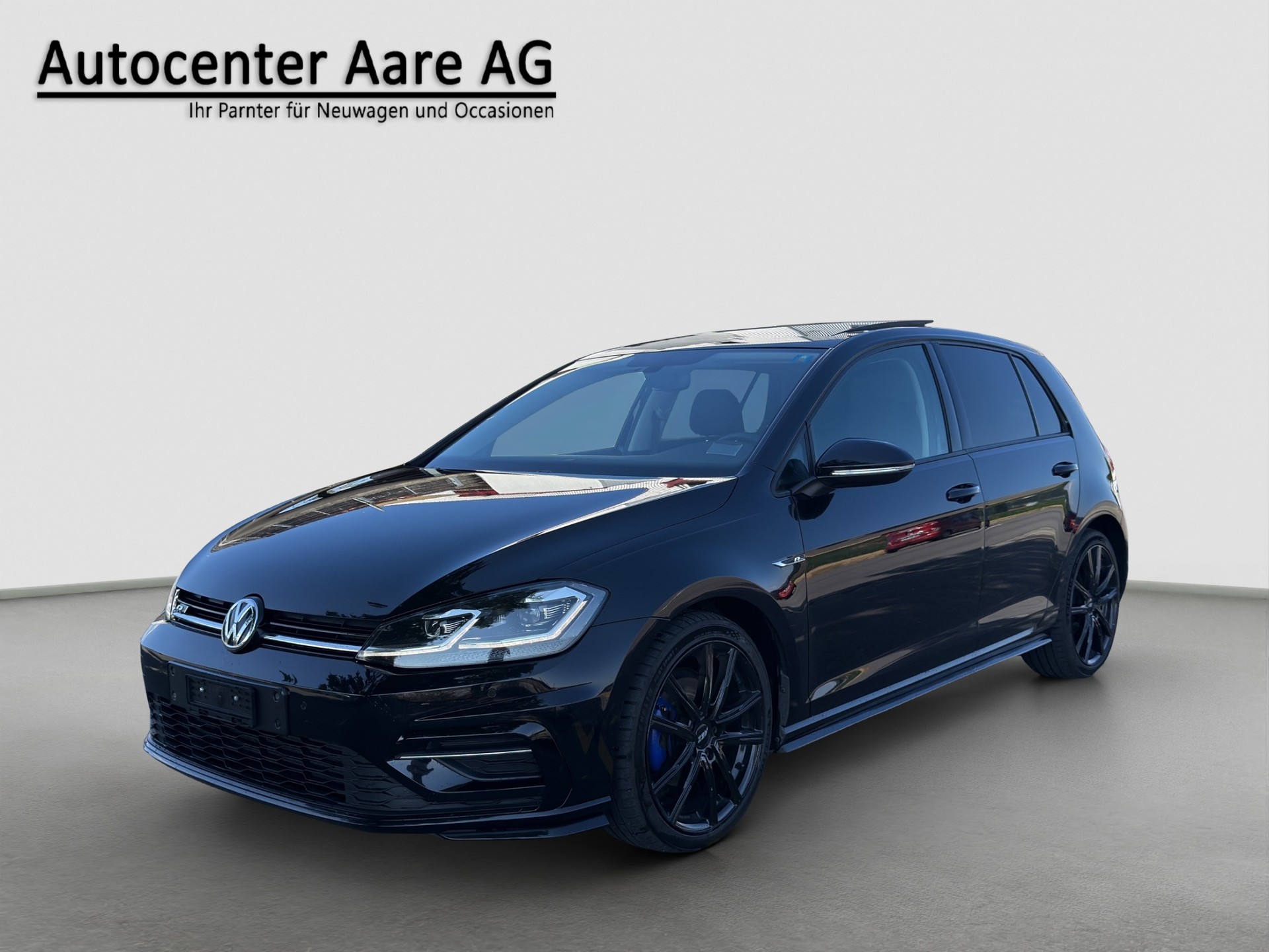 VW Golf 2.0 TDI Highline 4Motion R-LINE-showroom-element-2