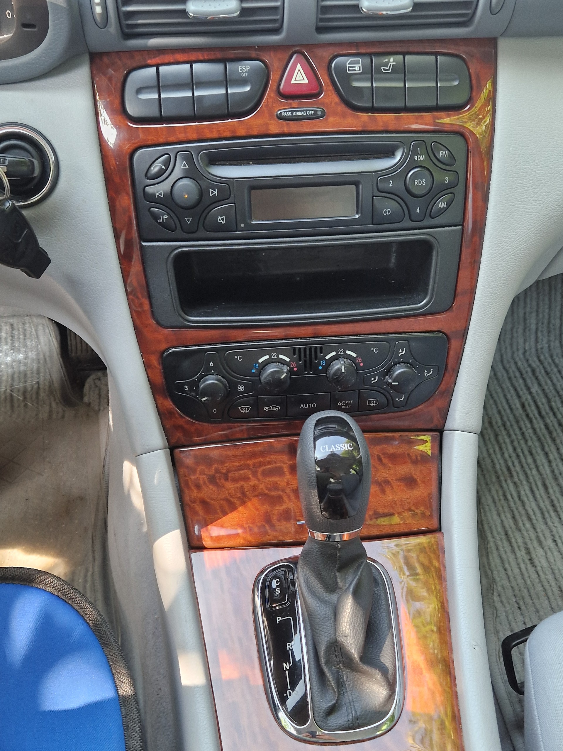 MERCEDES-BENZ C 180 Kompressor Classic-image-9