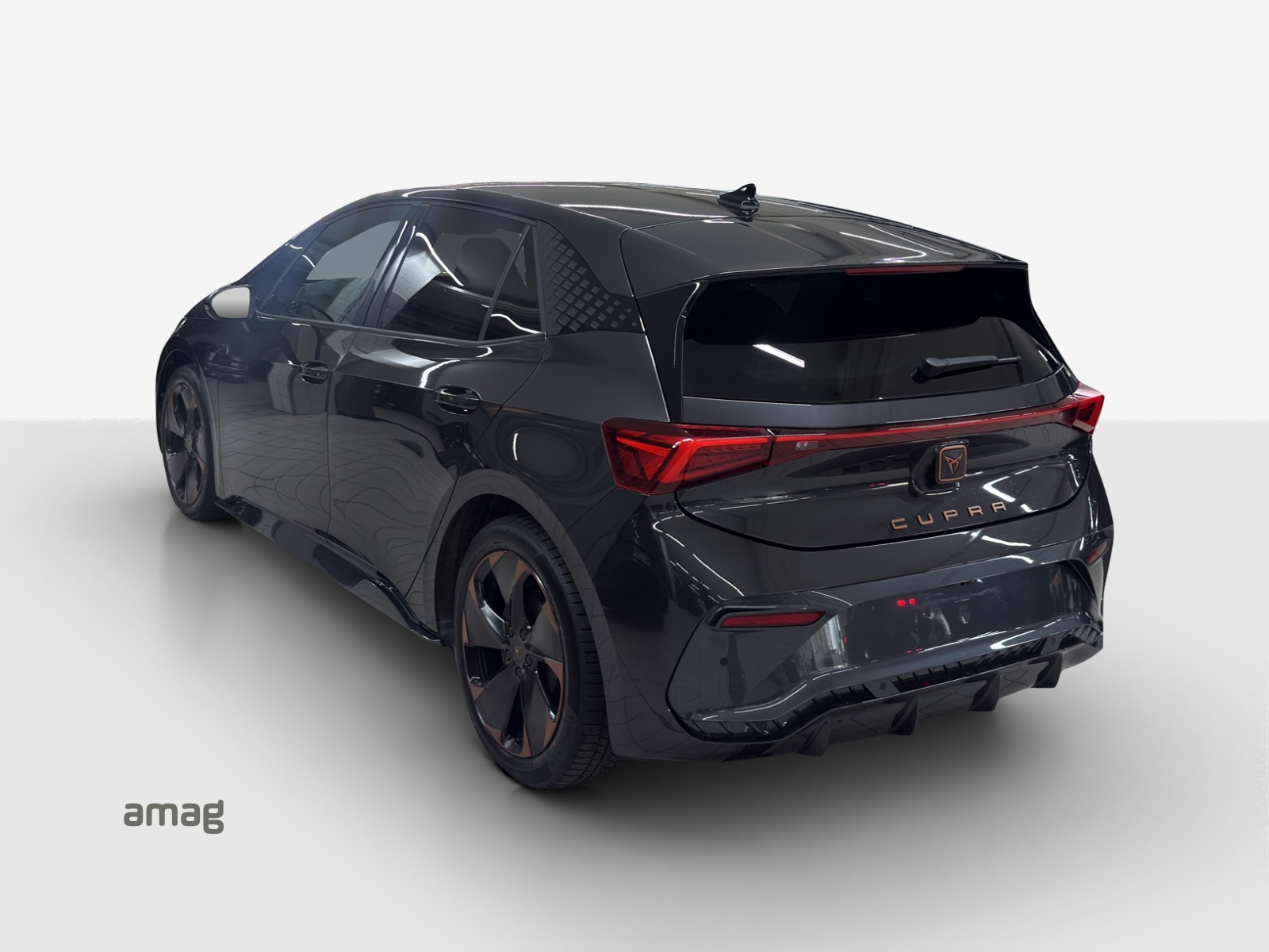CUPRA Born 77 kWh e-Boost-showroom-element-2