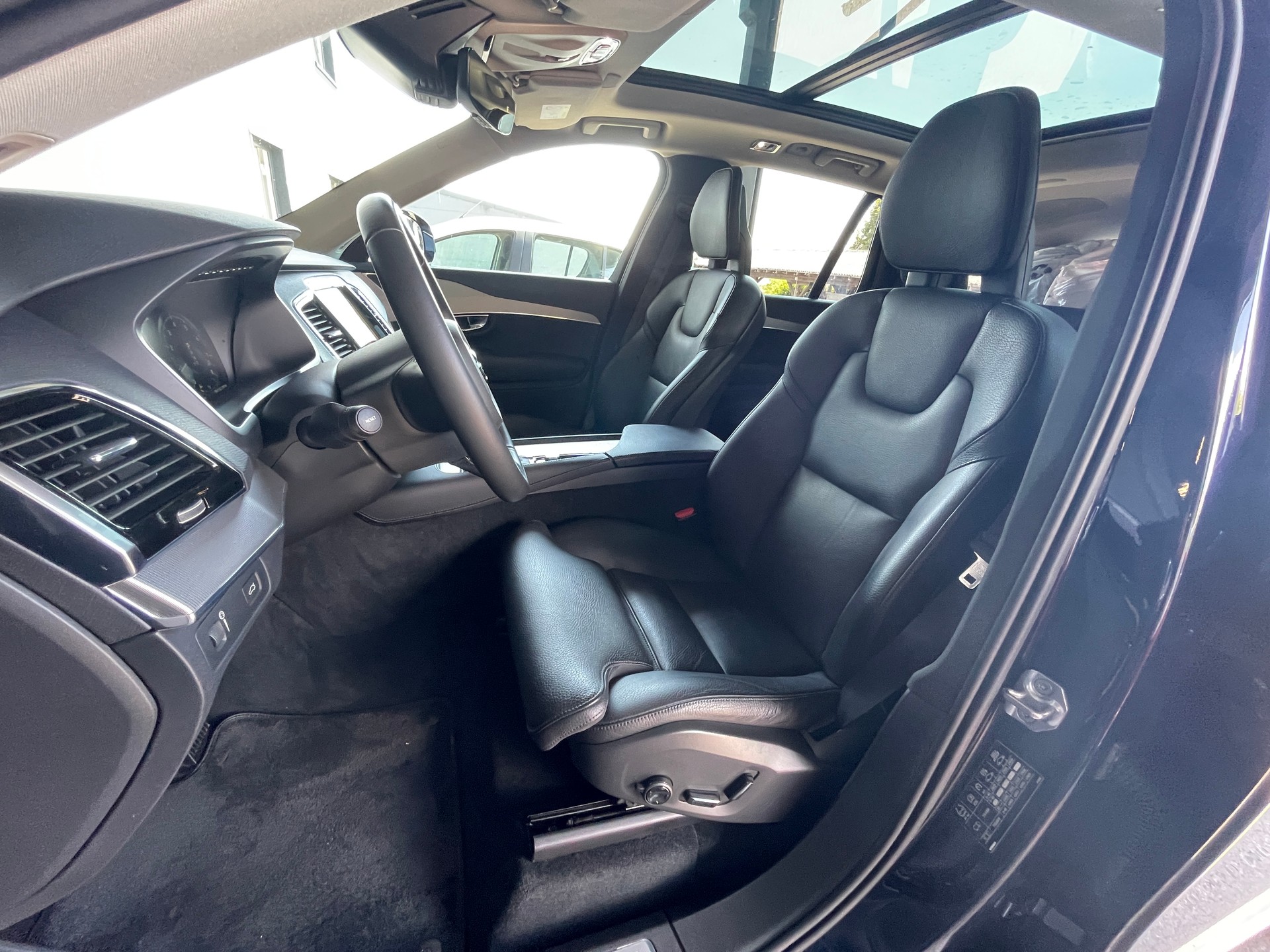 VOLVO XC90 T6 AWD Inscription Geartronic-image-10