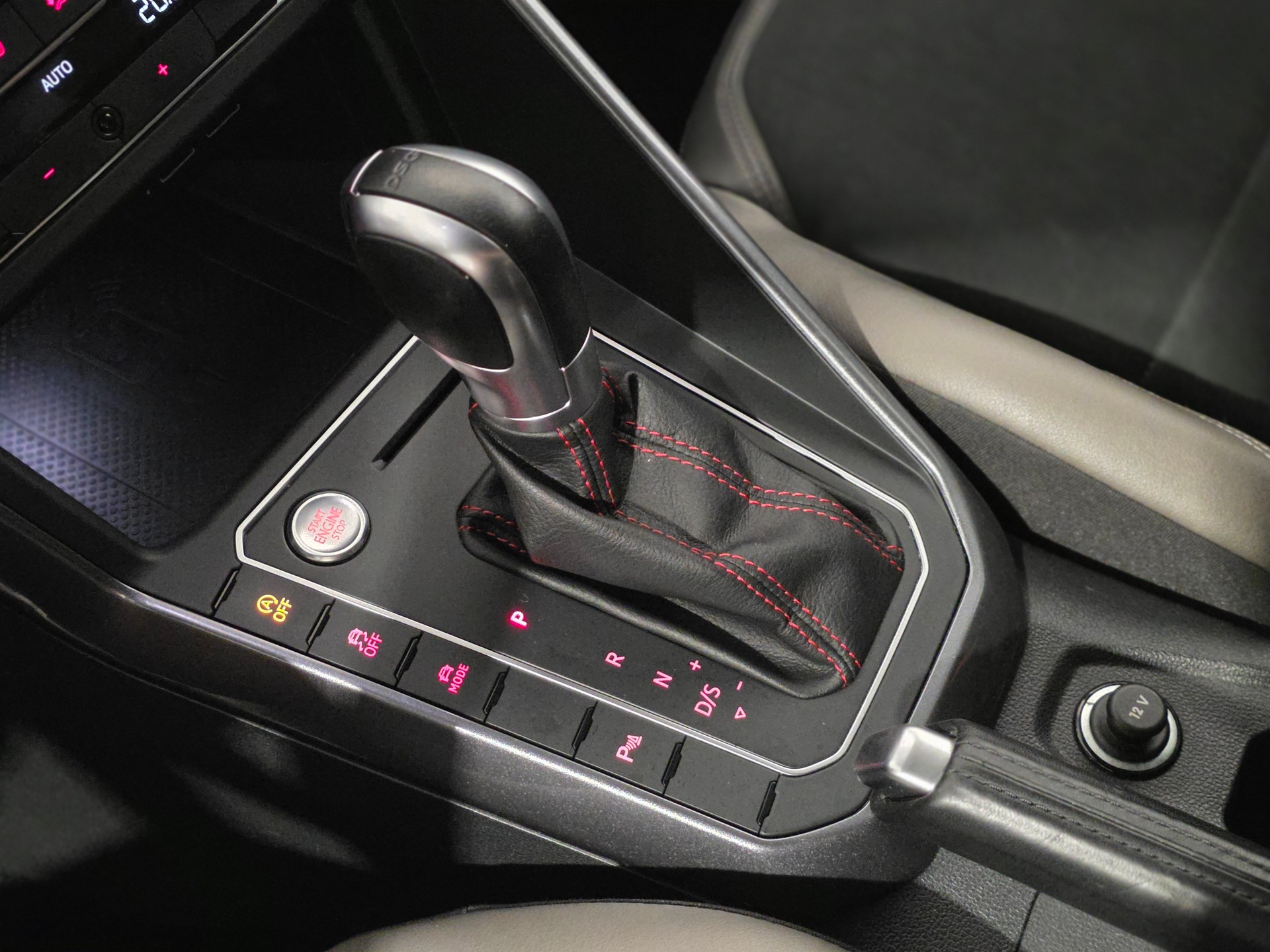 VW Polo 2.0 TSI GTI DSG-image-13