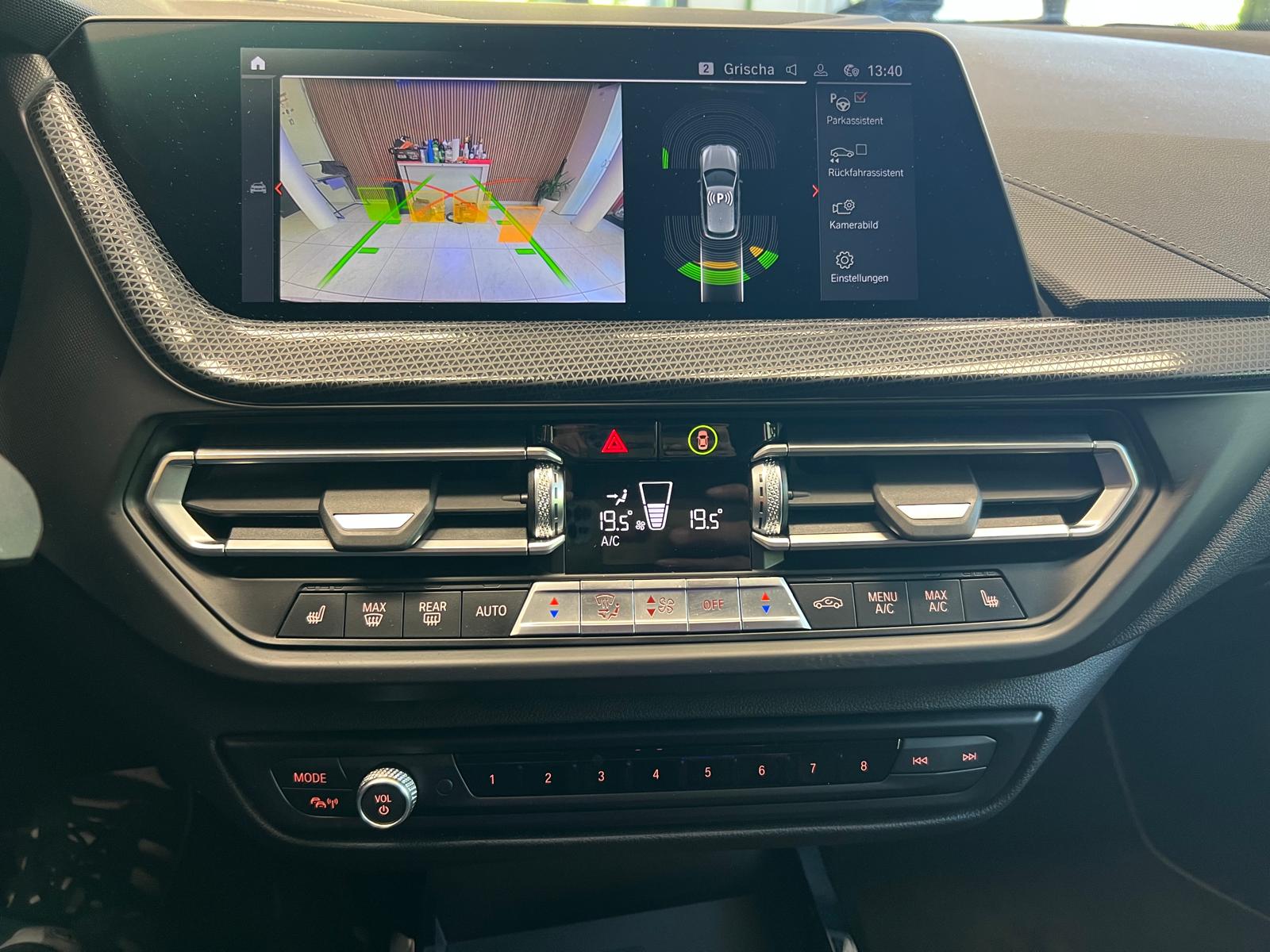 BMW 120d xDrive-image-8