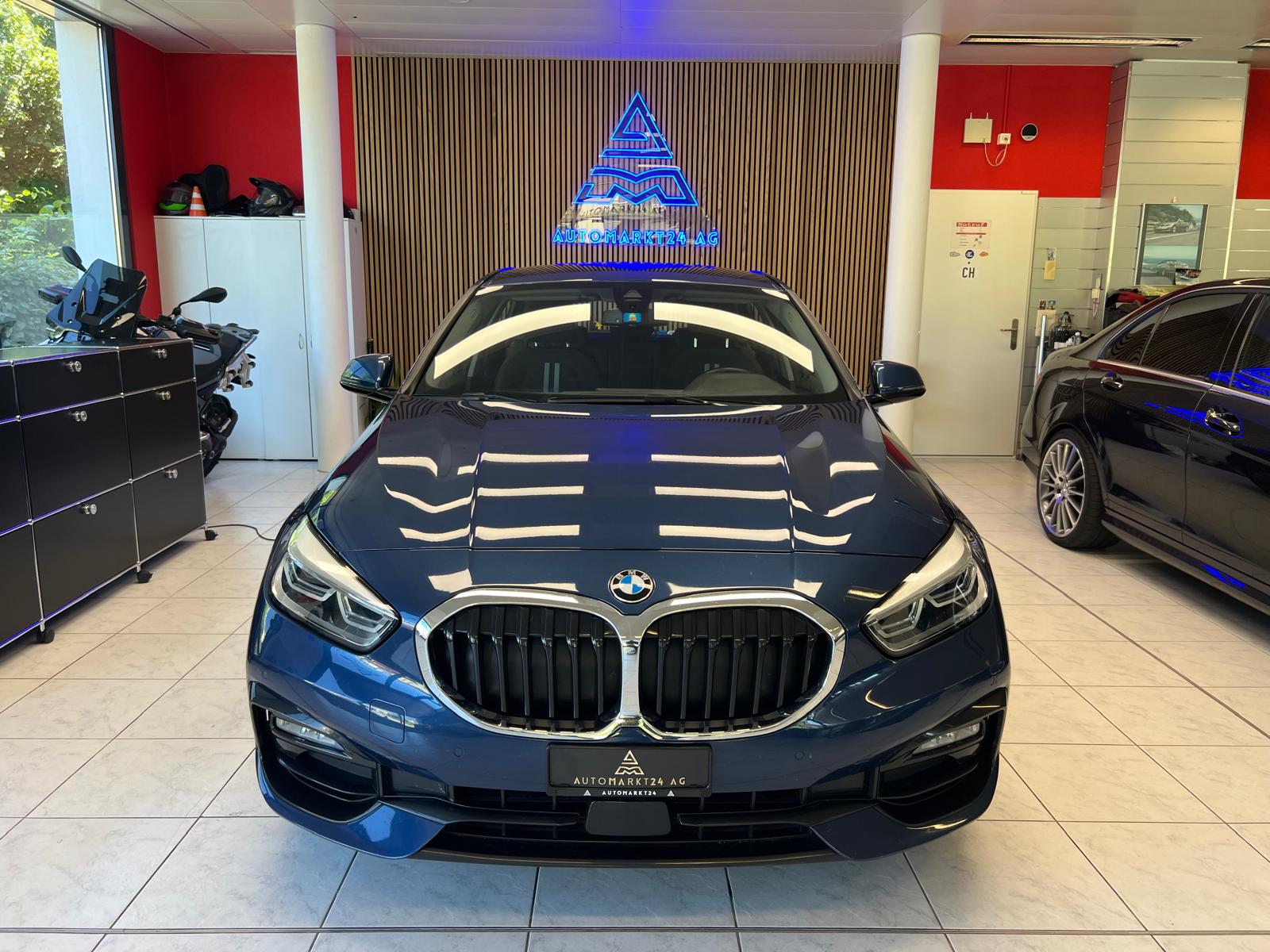 BMW 120d xDrive-image-1