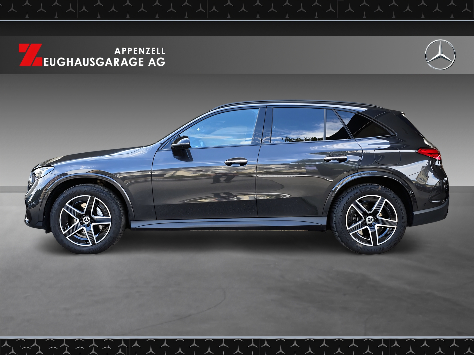 MERCEDES-BENZ GLC 400 e 4Matic AMG Line-showroom-element-1