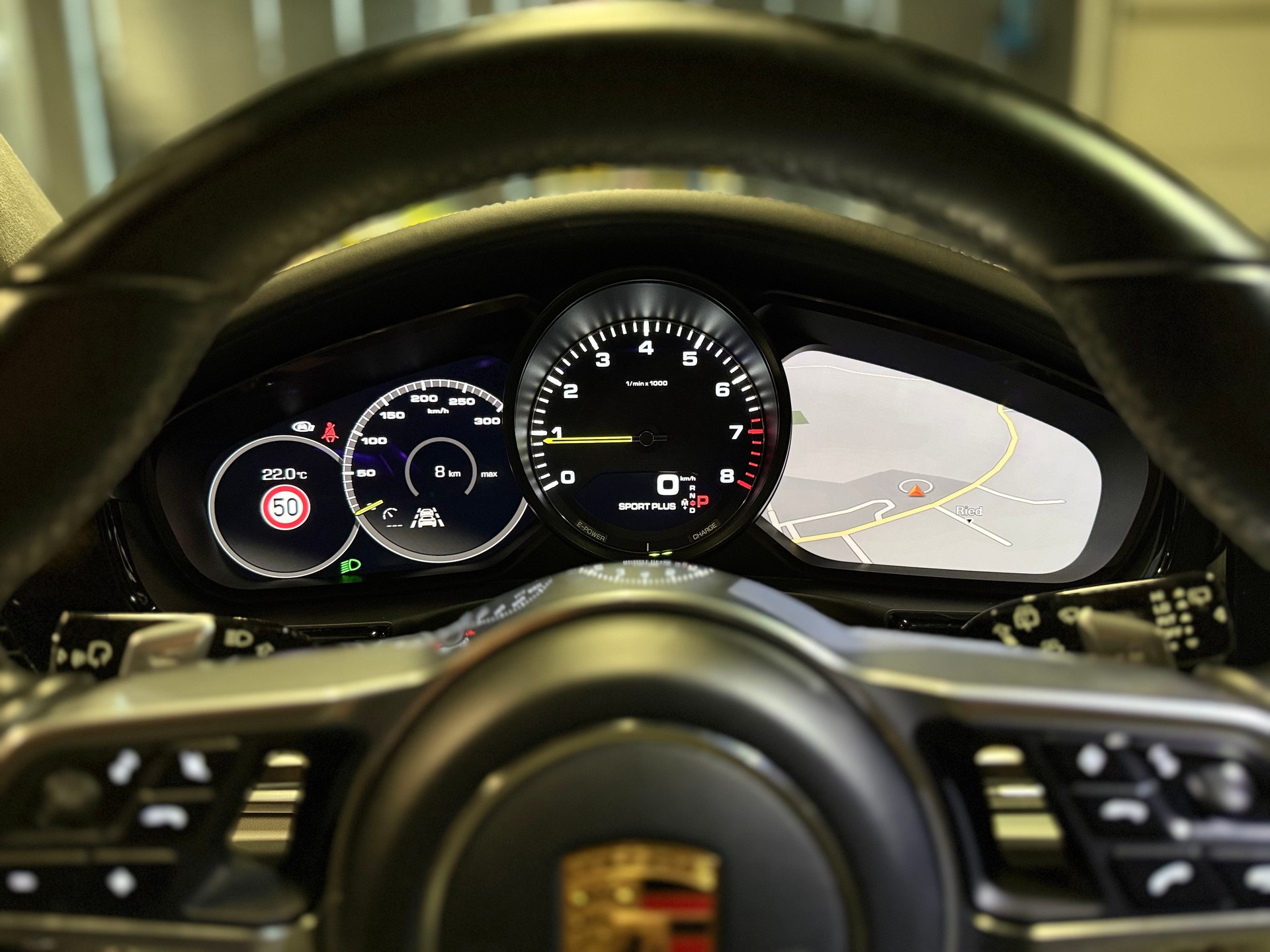 PORSCHE Panamera 4 E-Hybrid Sport Turismo / ** Vollausstattung - Porsche Service Historie **-image-13