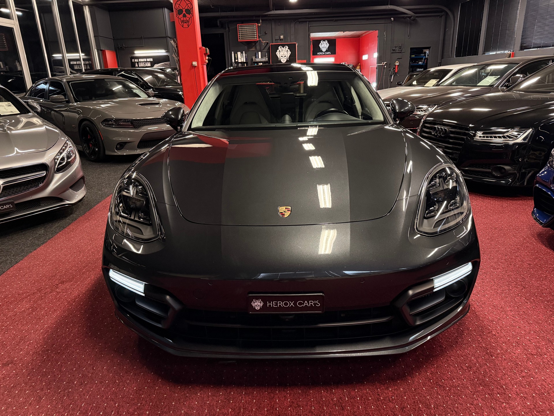 PORSCHE Panamera 4 E-Hybrid Sport Turismo / ** Vollausstattung - Porsche Service Historie **-image-7