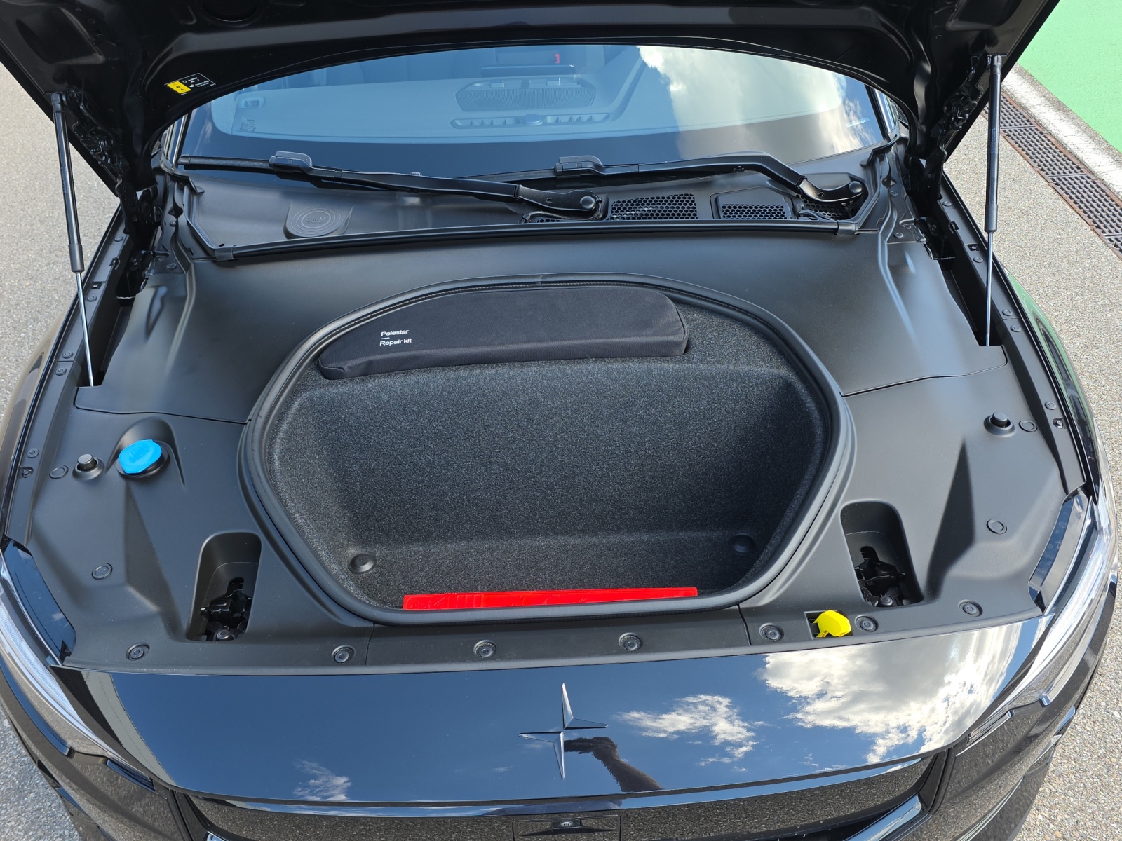 POLESTAR 2 Long Range Dual Motor-image-21