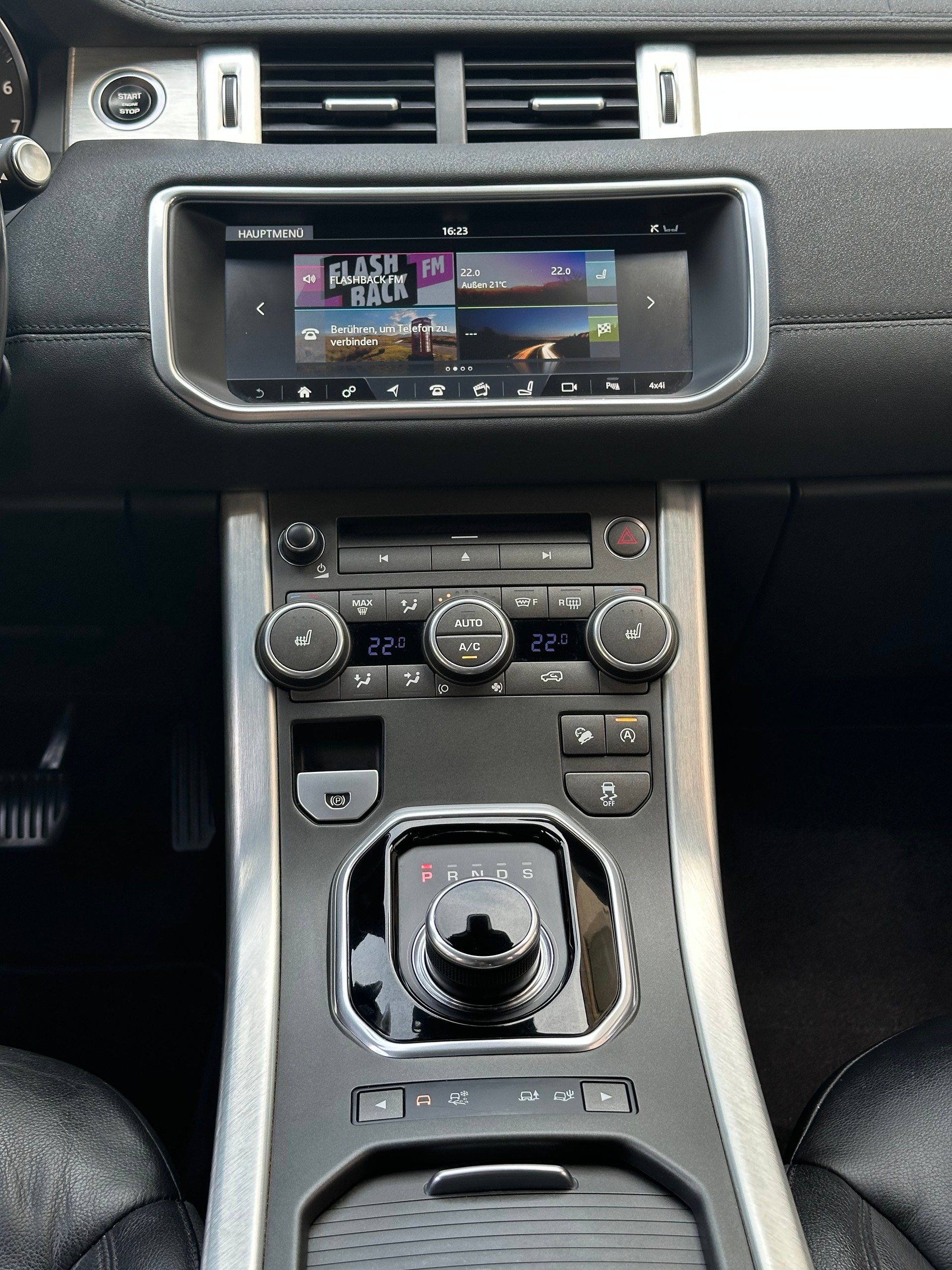 LAND ROVER Range Rover Evoque 2.0 Si4 SE AT9-image-18