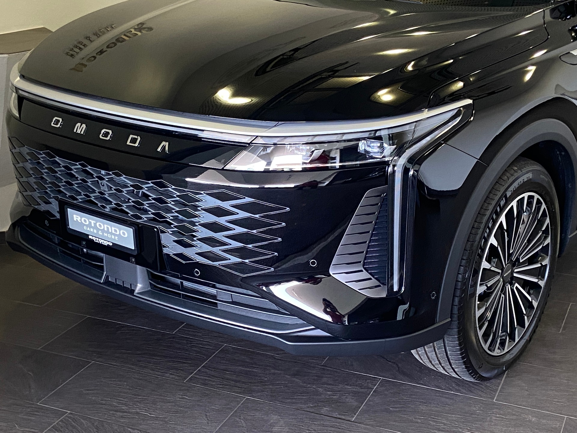 OMODA 9 1.5 TGDI SHS-P Premium Exclusive AWD-showroom-element-2