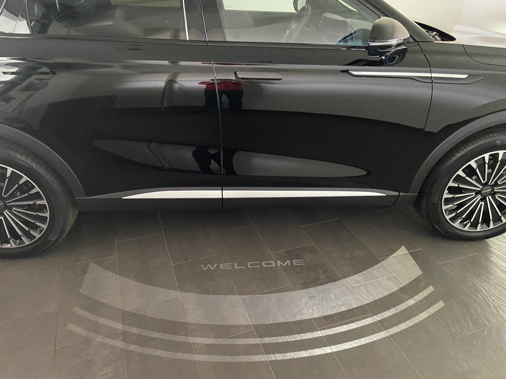 OMODA 9 1.5 TGDI SHS-P Premium Exclusive AWD-showroom-element-3