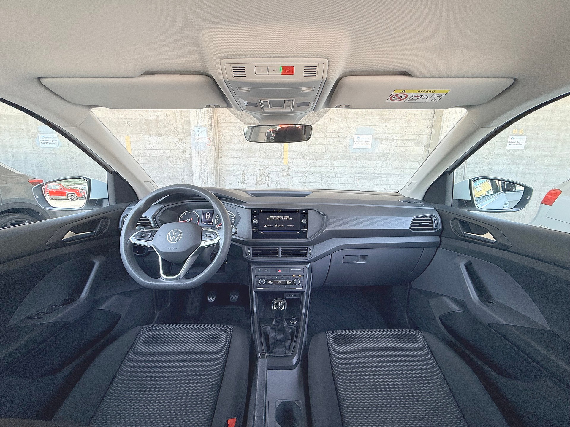 VW T-Cross 1.0 TSI Life-image-19