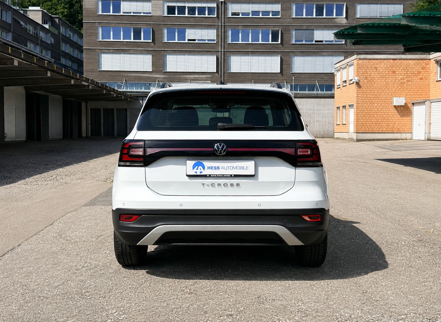 VW T-Cross 1.0 TSI Life-image-15