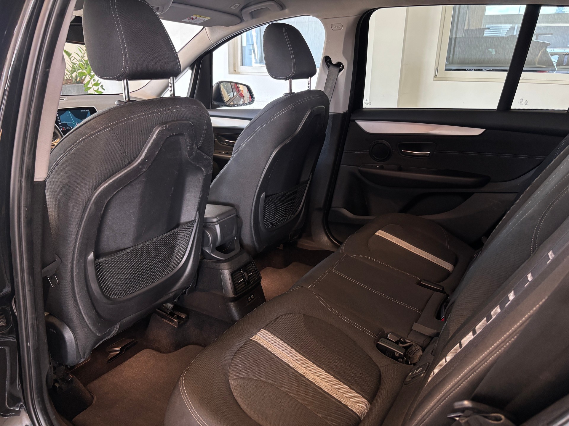 BMW 218d xDrive Gran Tourer Steptronic-image-13