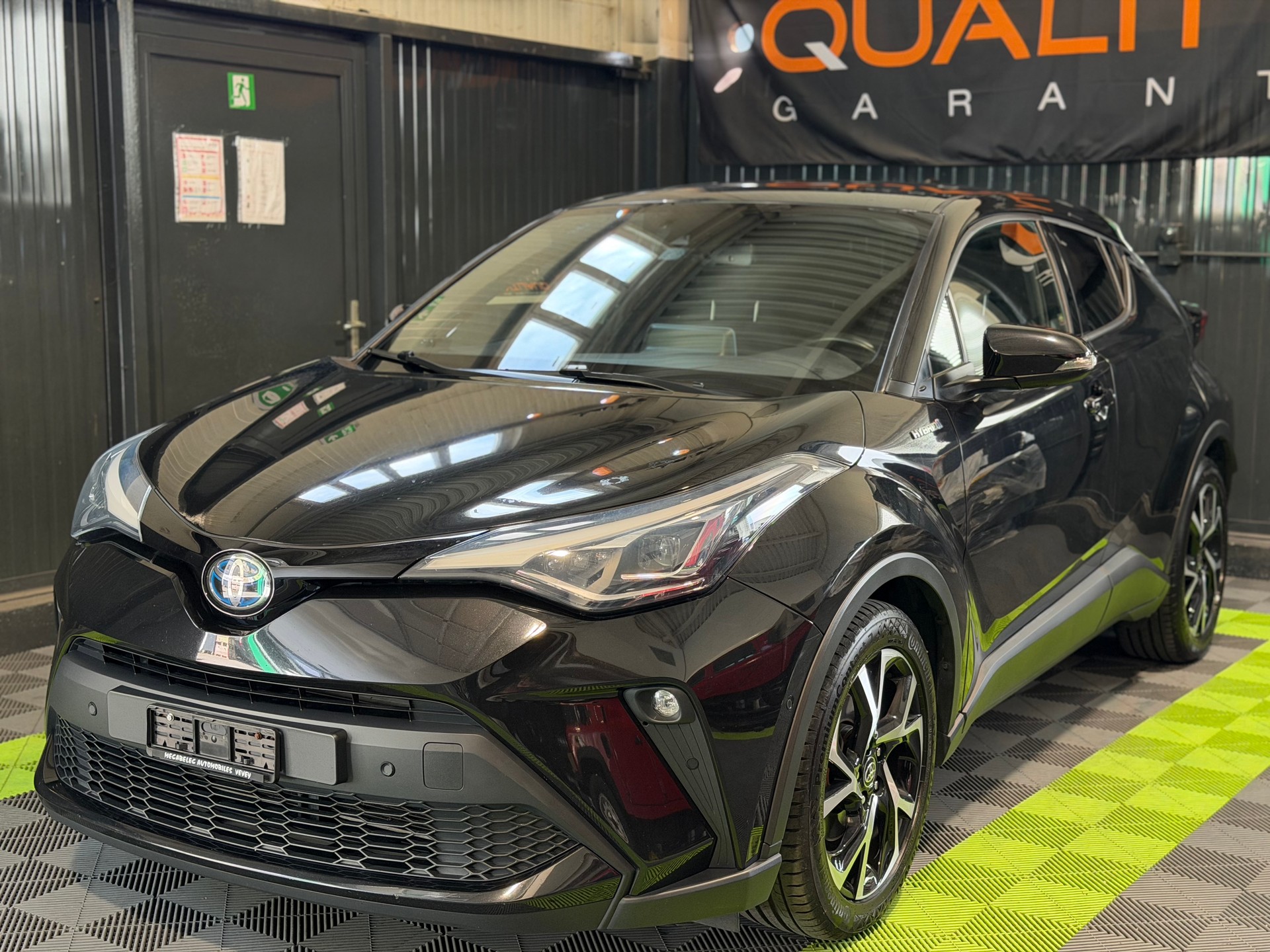 TOYOTA C-HR 2.0 HSD CVT Trend
