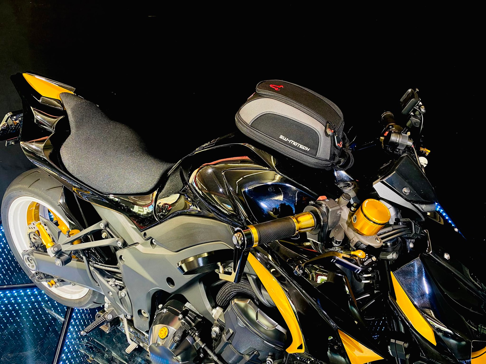 KAWASAKI Z 1000 Special Edition ABS-image-6