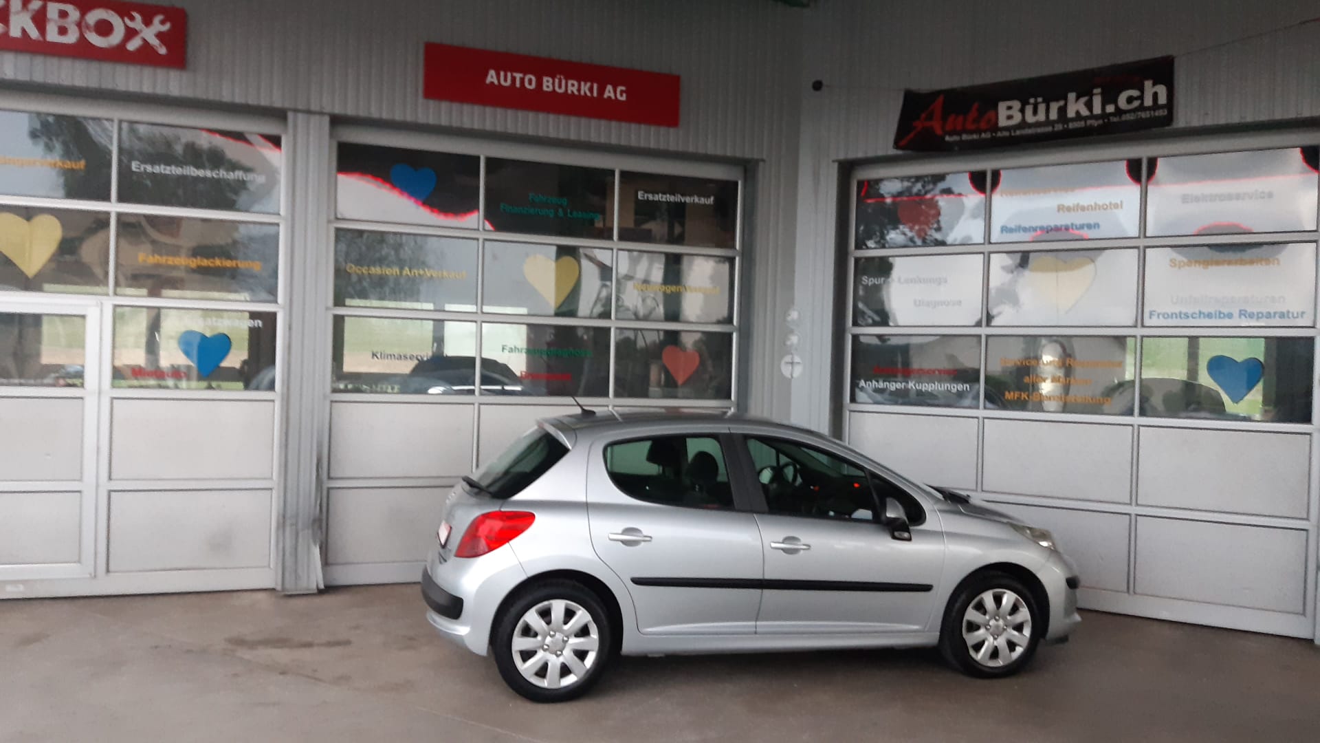 PEUGEOT 207 1.6 16V XS-image-8