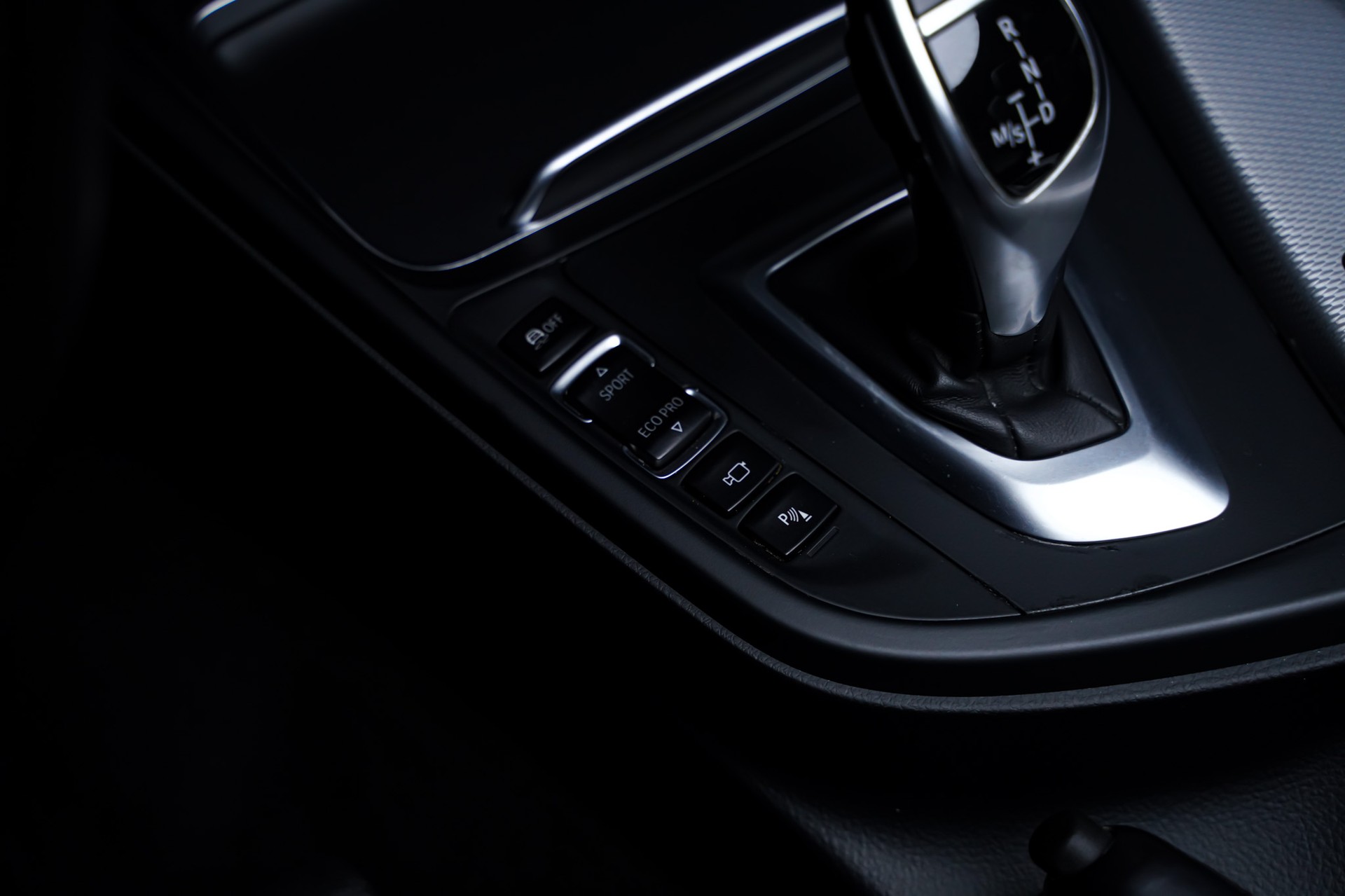 BMW 440i Cabriolet xDrive Power & Sound Ed. M Sport Steptronic-image-12