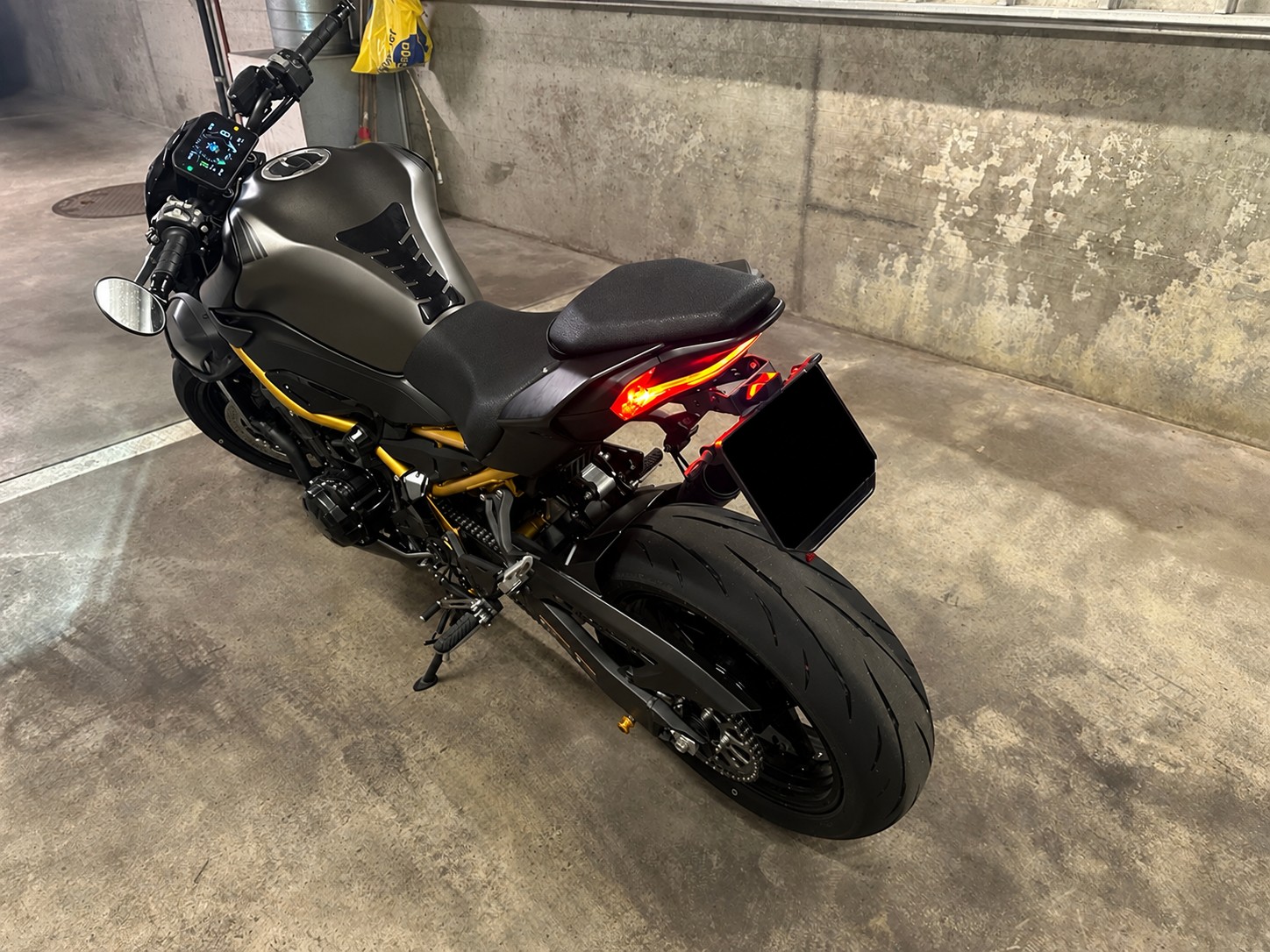 KAWASAKI Z 900 (35kW)-image-2