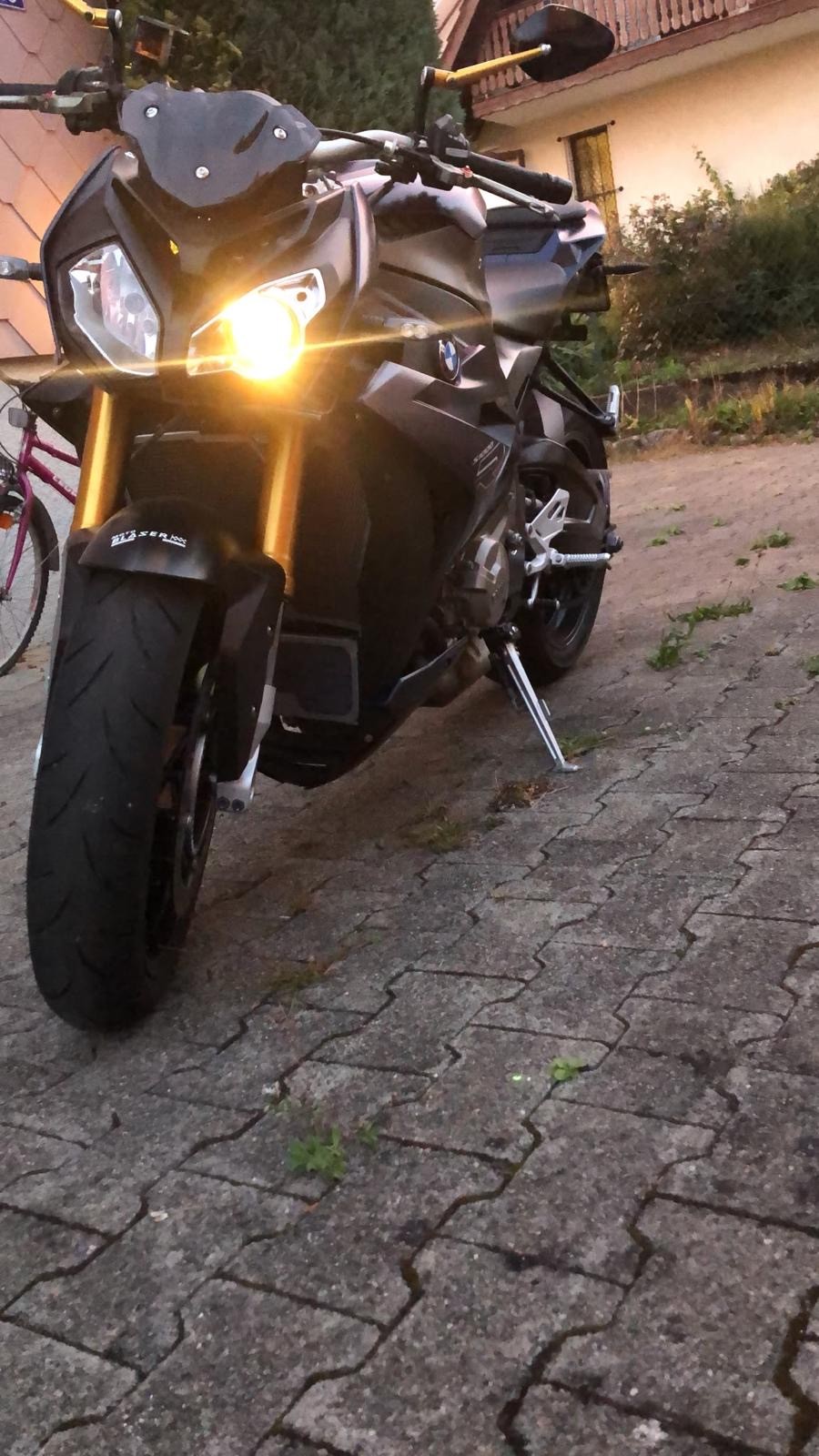 BMW S 1000 R ABS-image-0