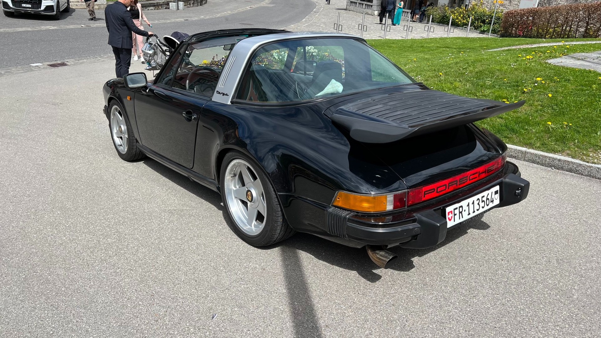 PORSCHE 911 SC Targa-image-1